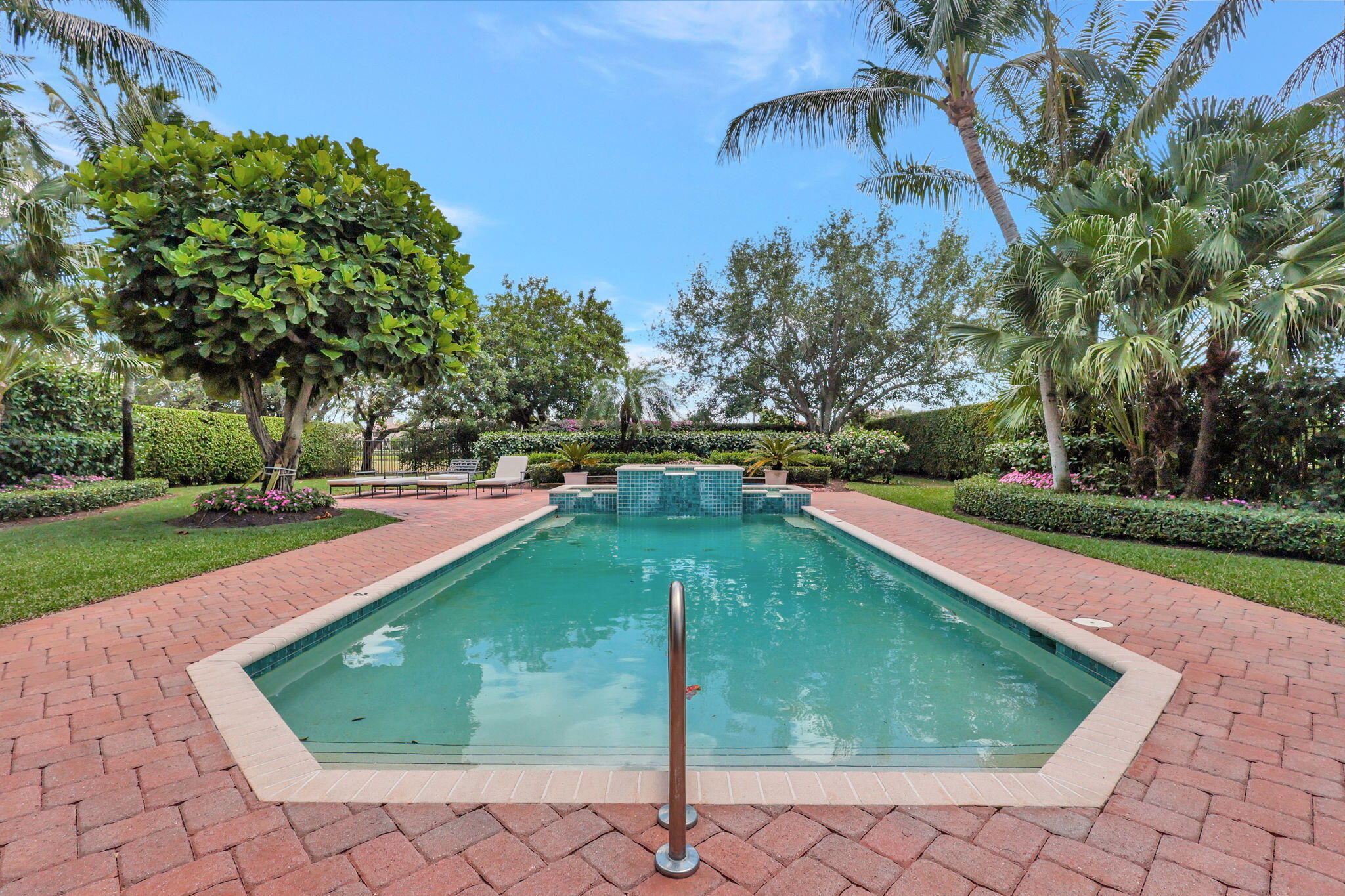 12390 Sunnydale Drive