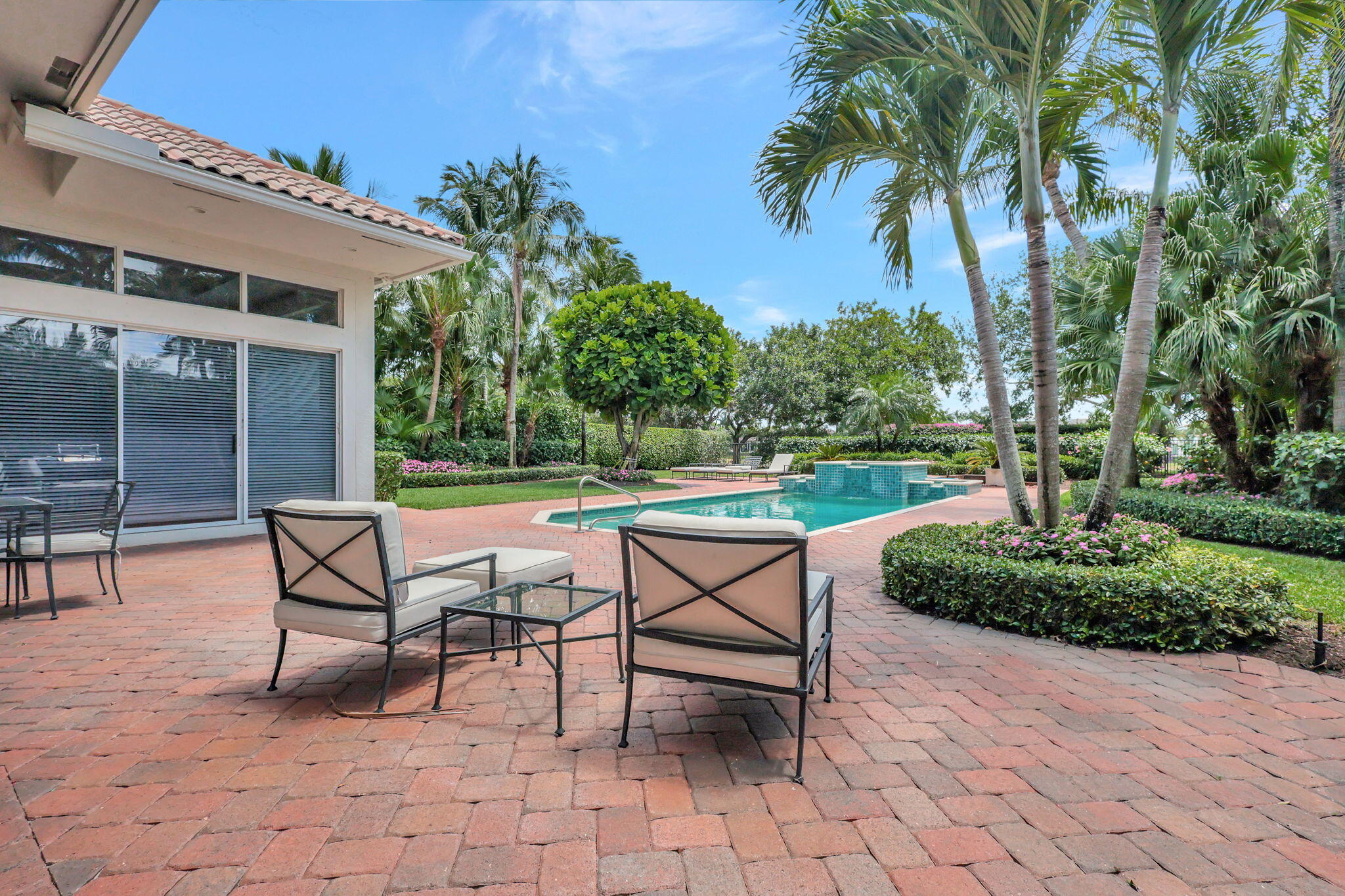 12390 Sunnydale Drive