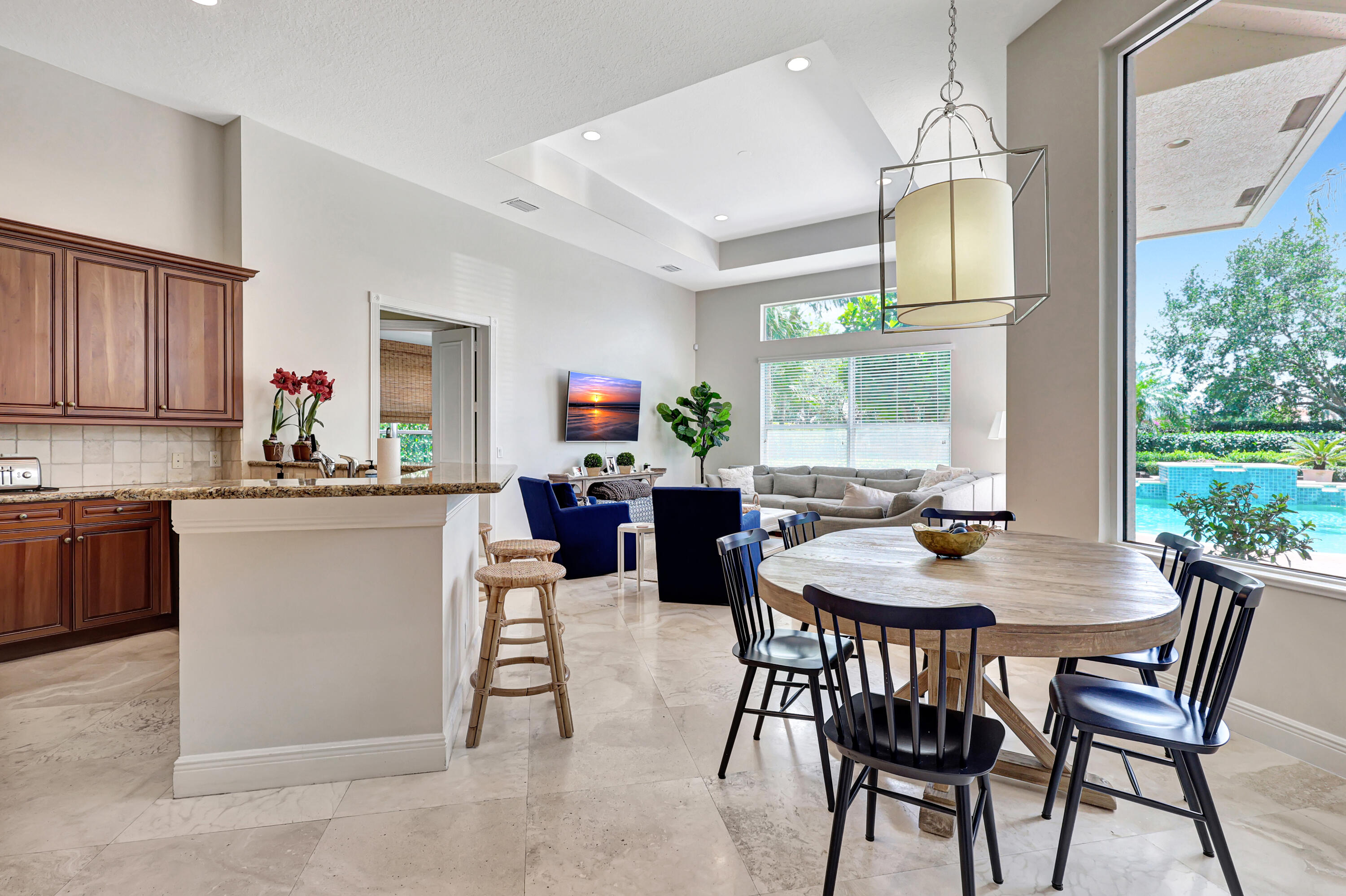 12390 Sunnydale Drive