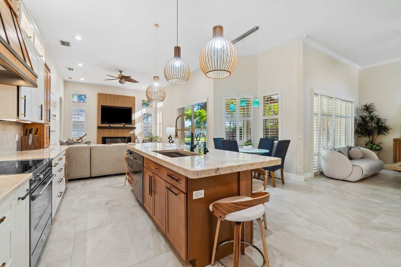 11803 Osprey Pointe Circle