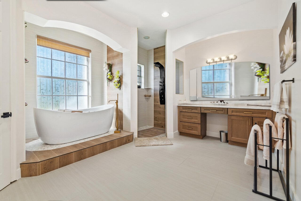 11803 Osprey Pointe Circle