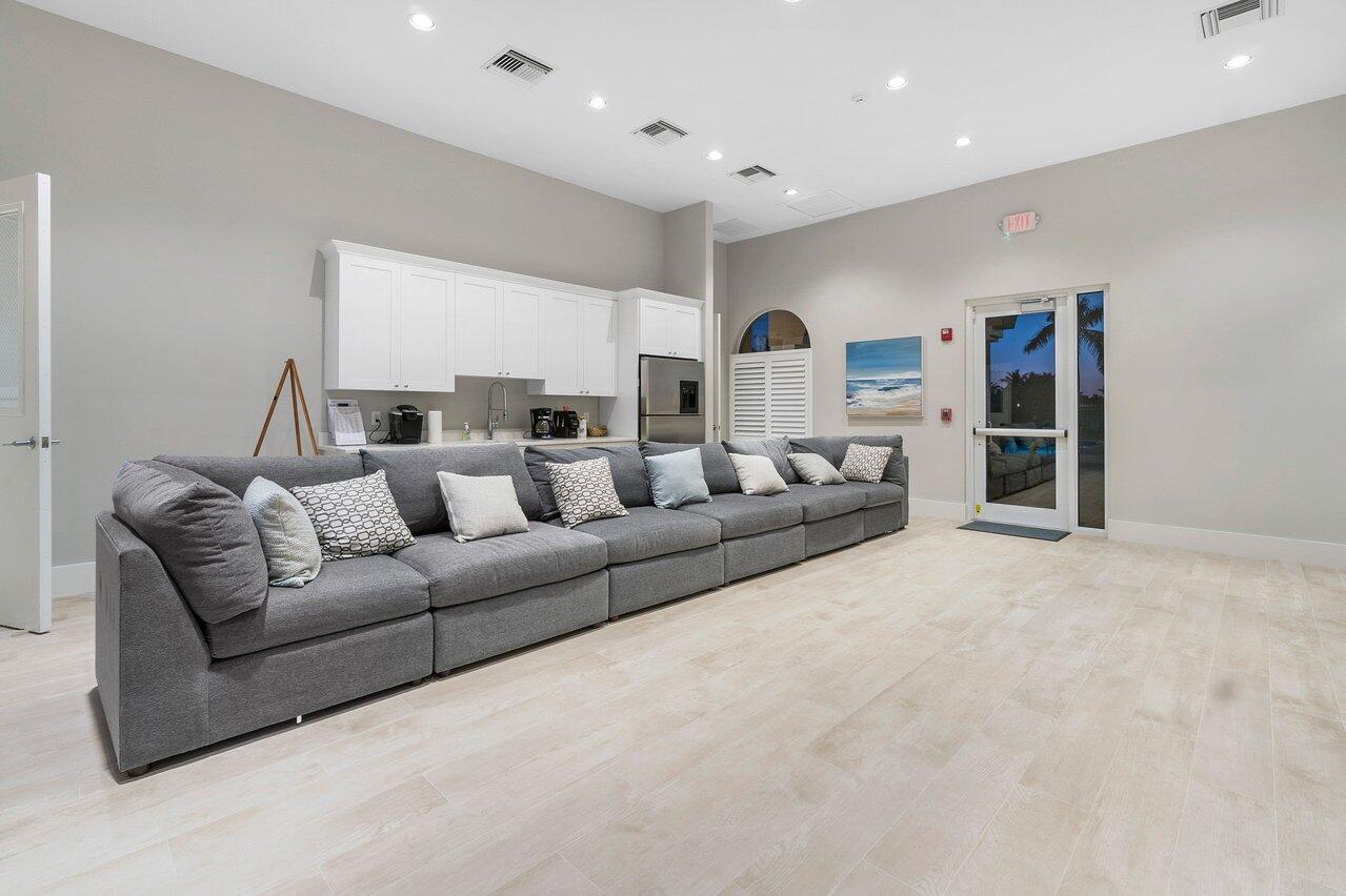 11803 Osprey Pointe Circle
