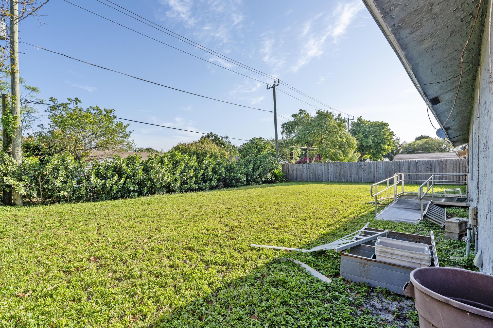 8501 NW 44 Court