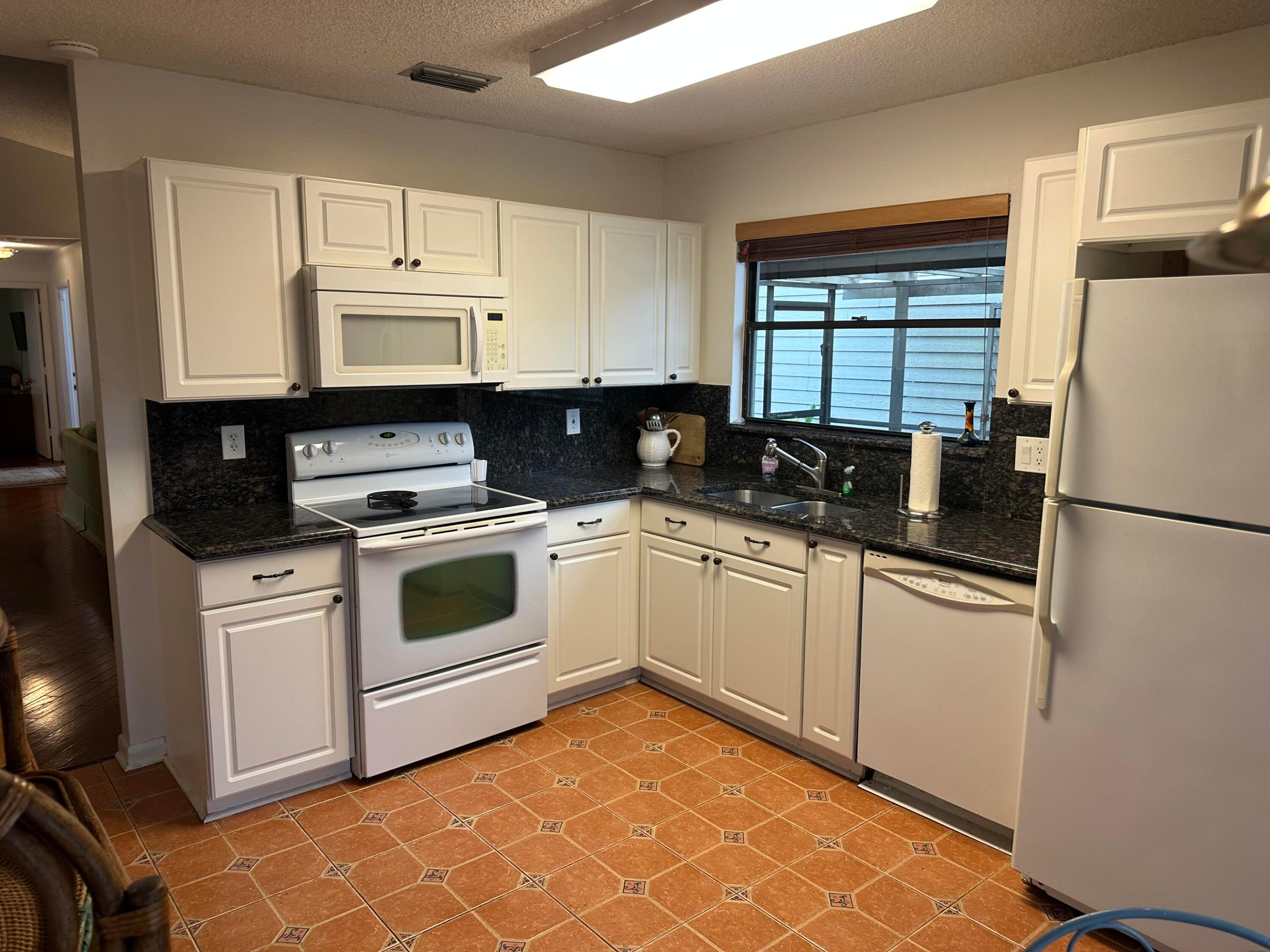 2566 Bedford Mews Drive