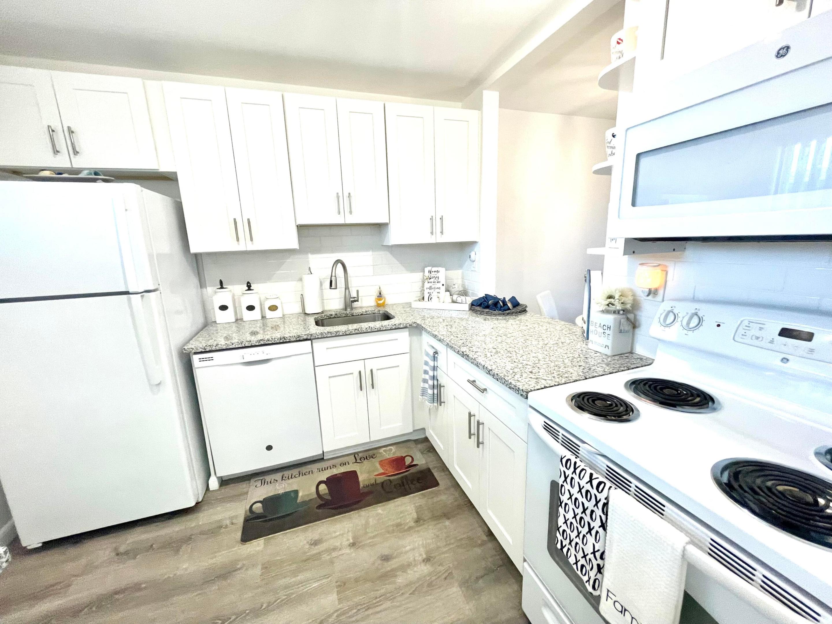 2811 Garden Drive S 304
