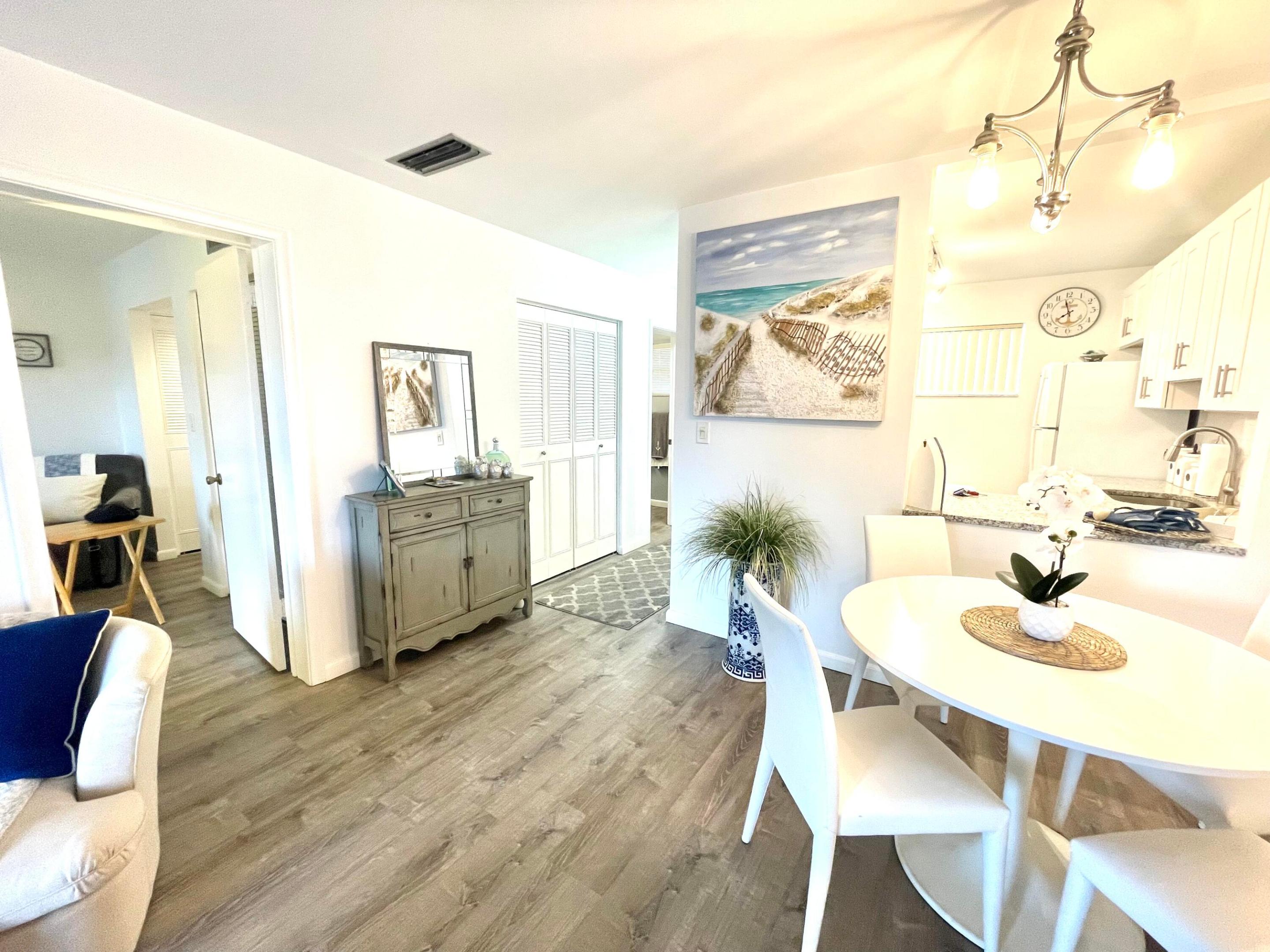 2811 Garden Drive S 304