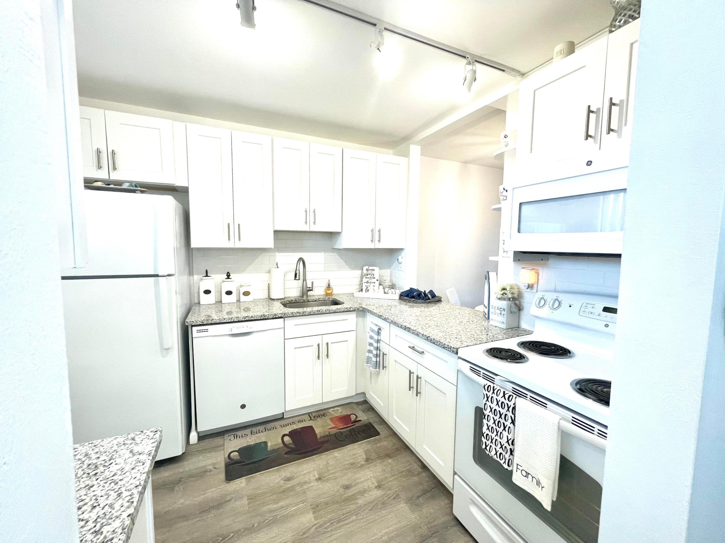 2811 Garden Drive S 304