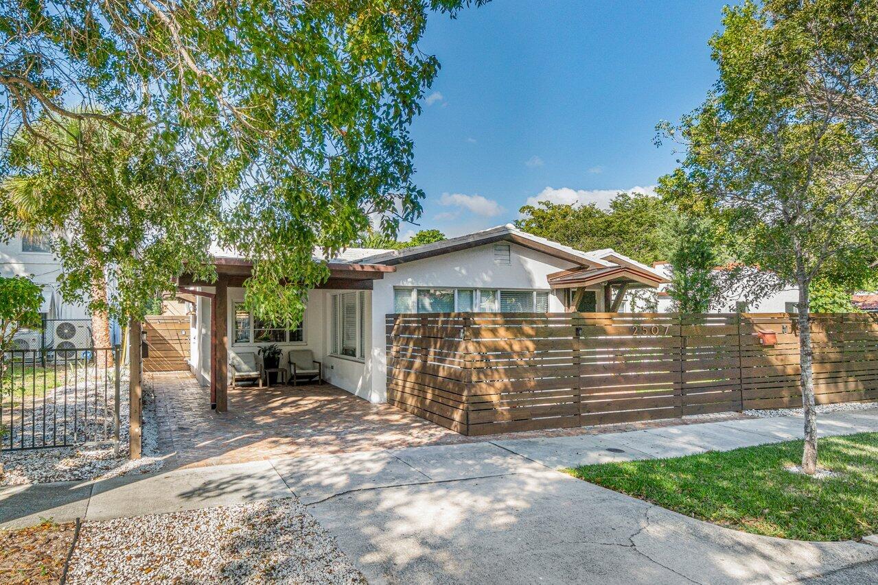 706 Sunset Road