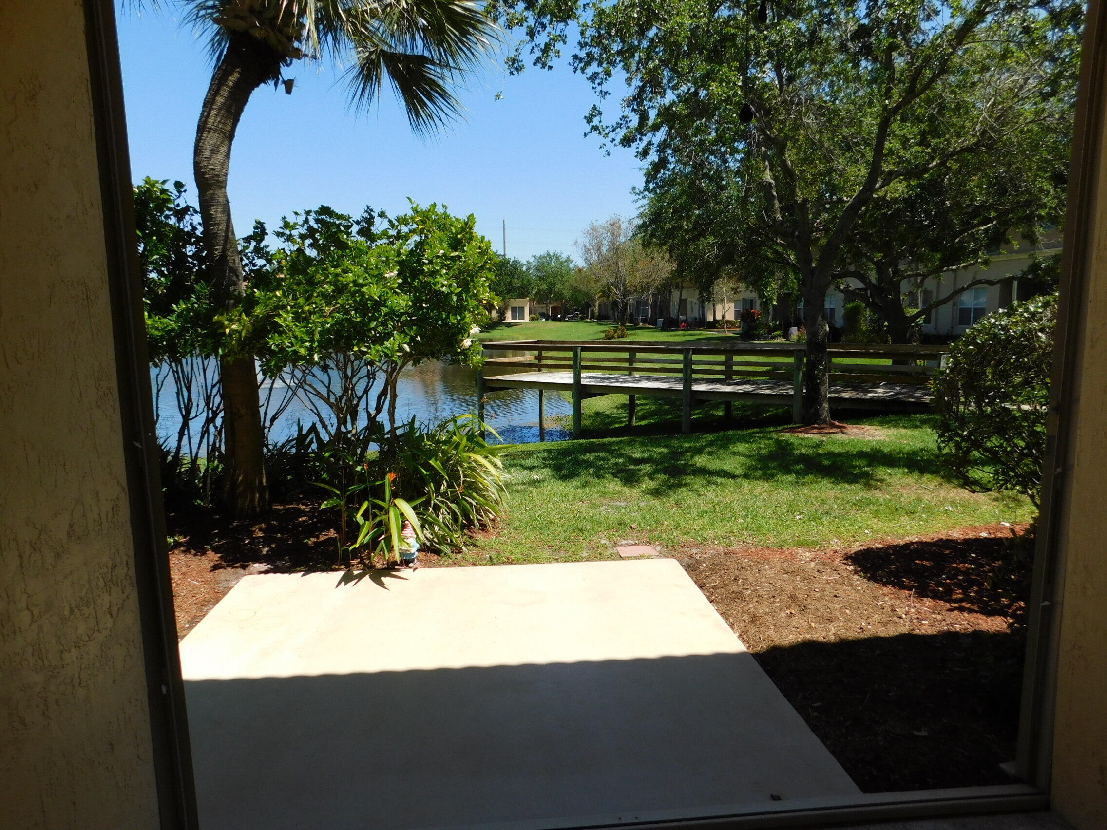 422 Rainbow Springs Terrace