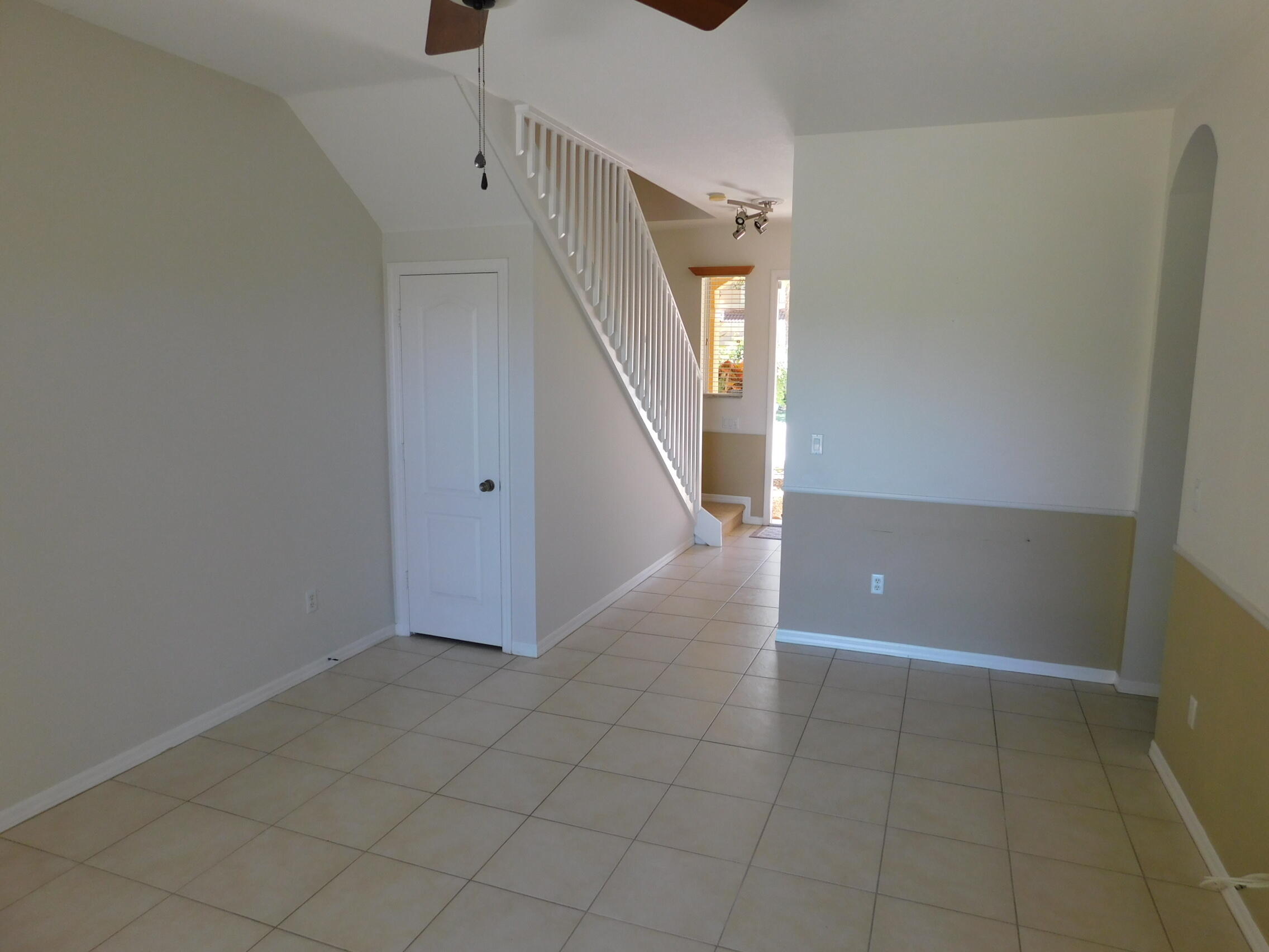 422 Rainbow Springs Terrace
