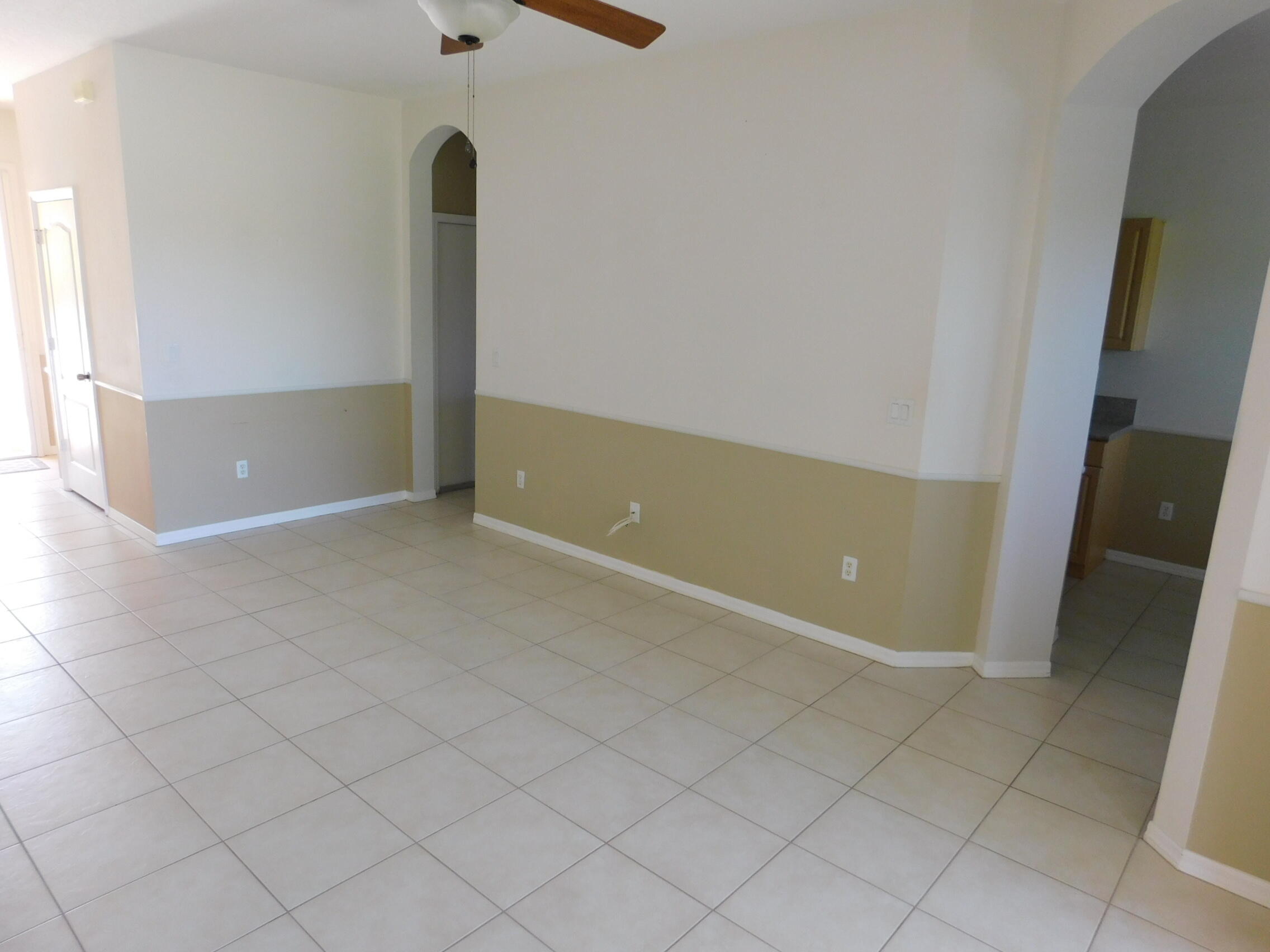 422 Rainbow Springs Terrace