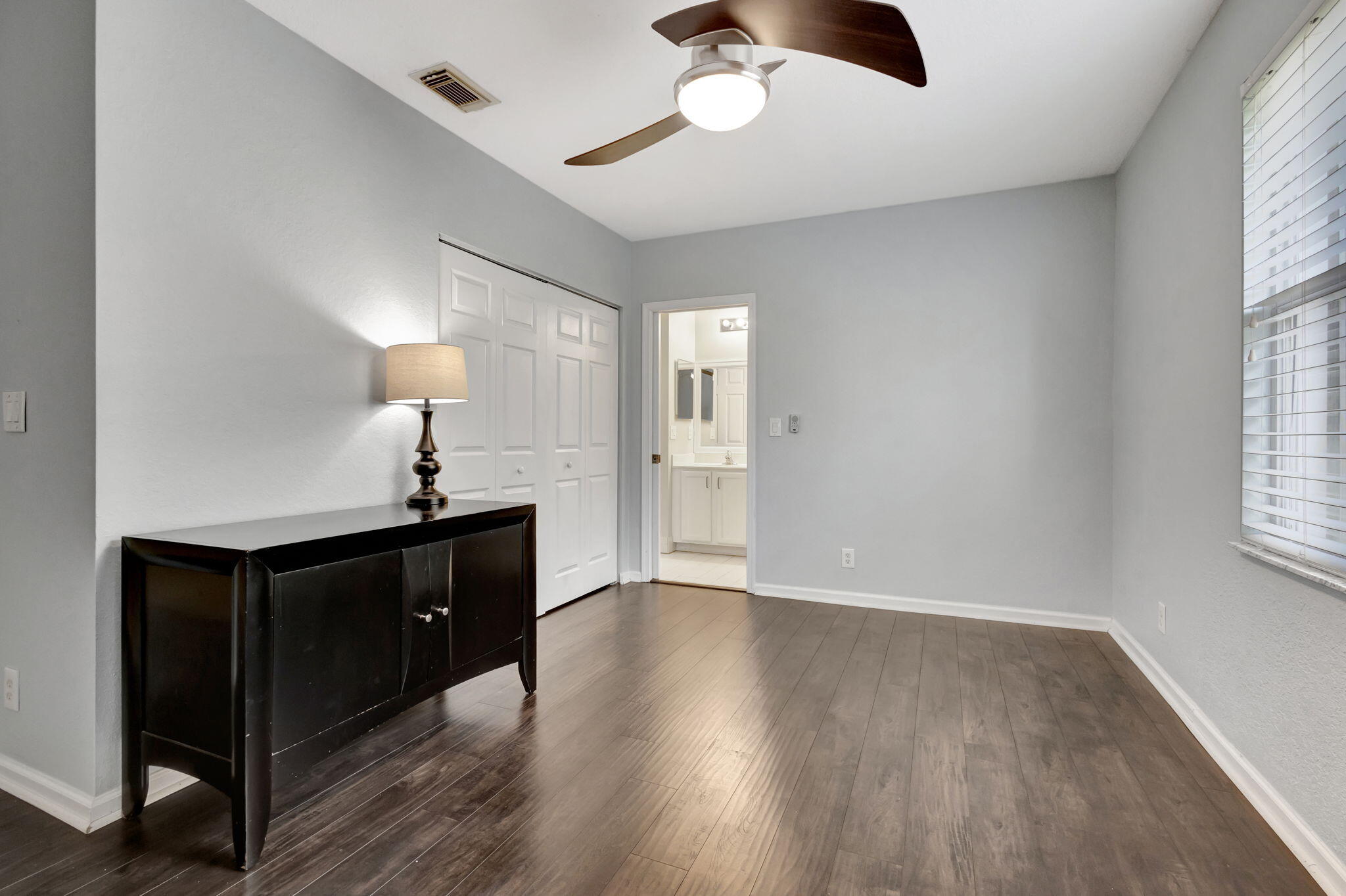13416 Georgian Court