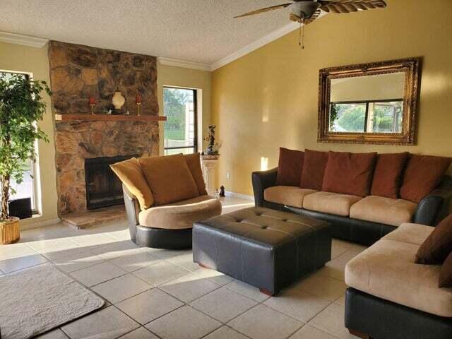 376 Arcadia Drive