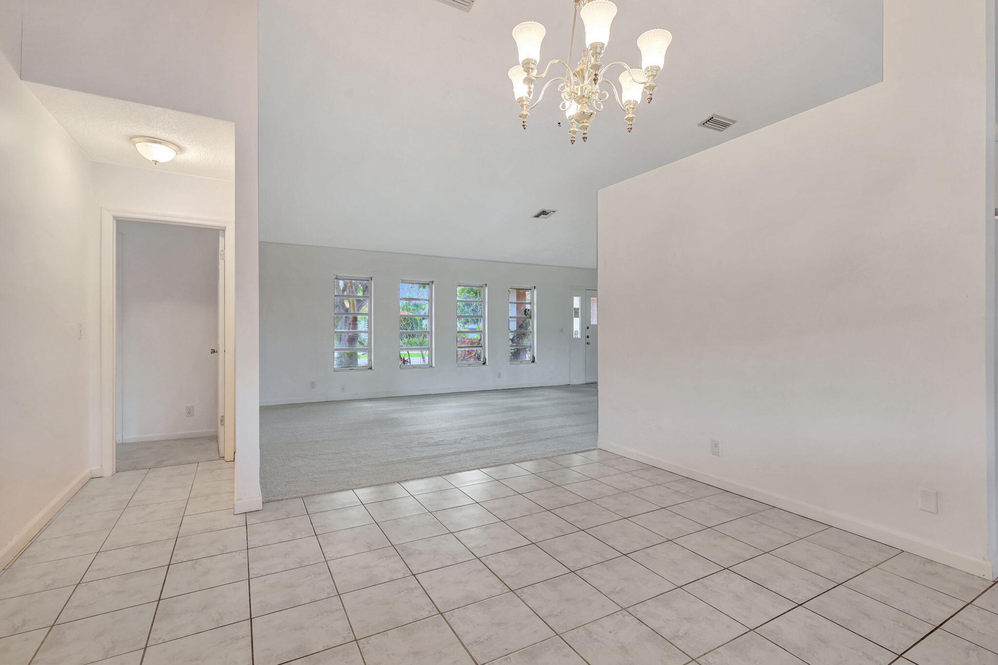 2198 Amesbury Circle
