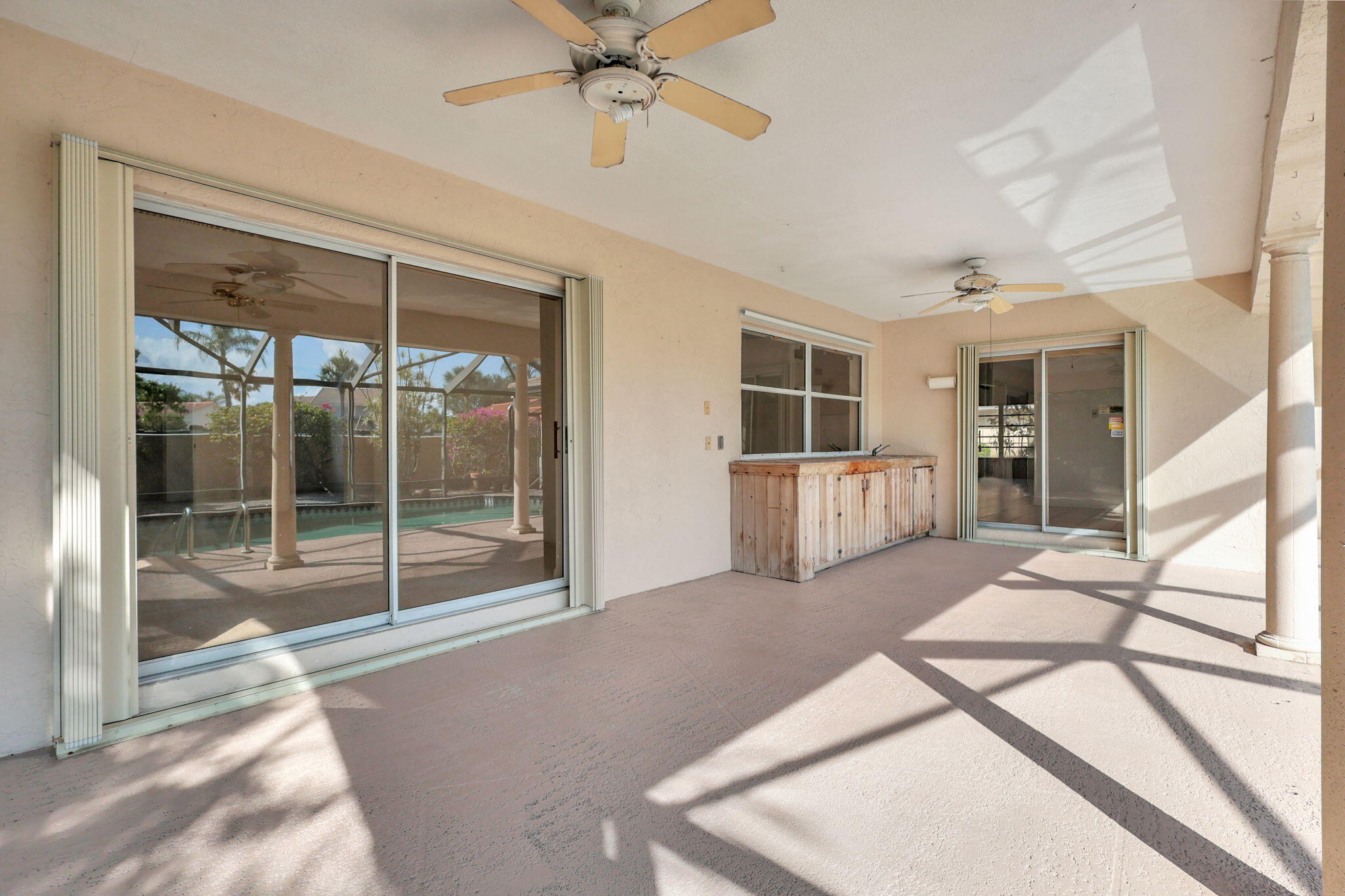 2198 Amesbury Circle