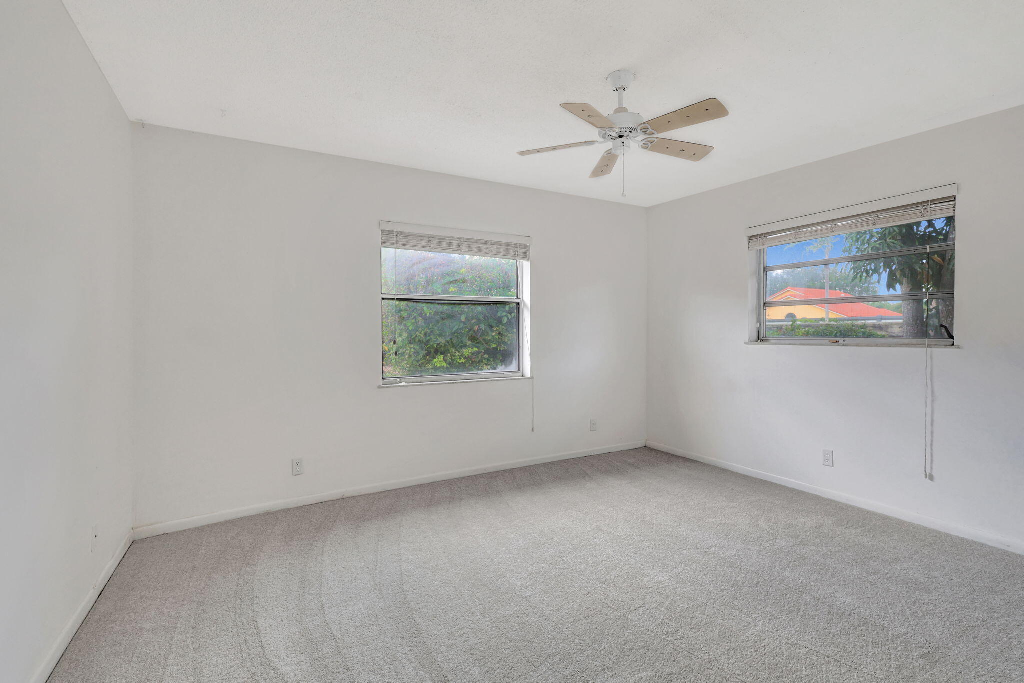 2198 Amesbury Circle