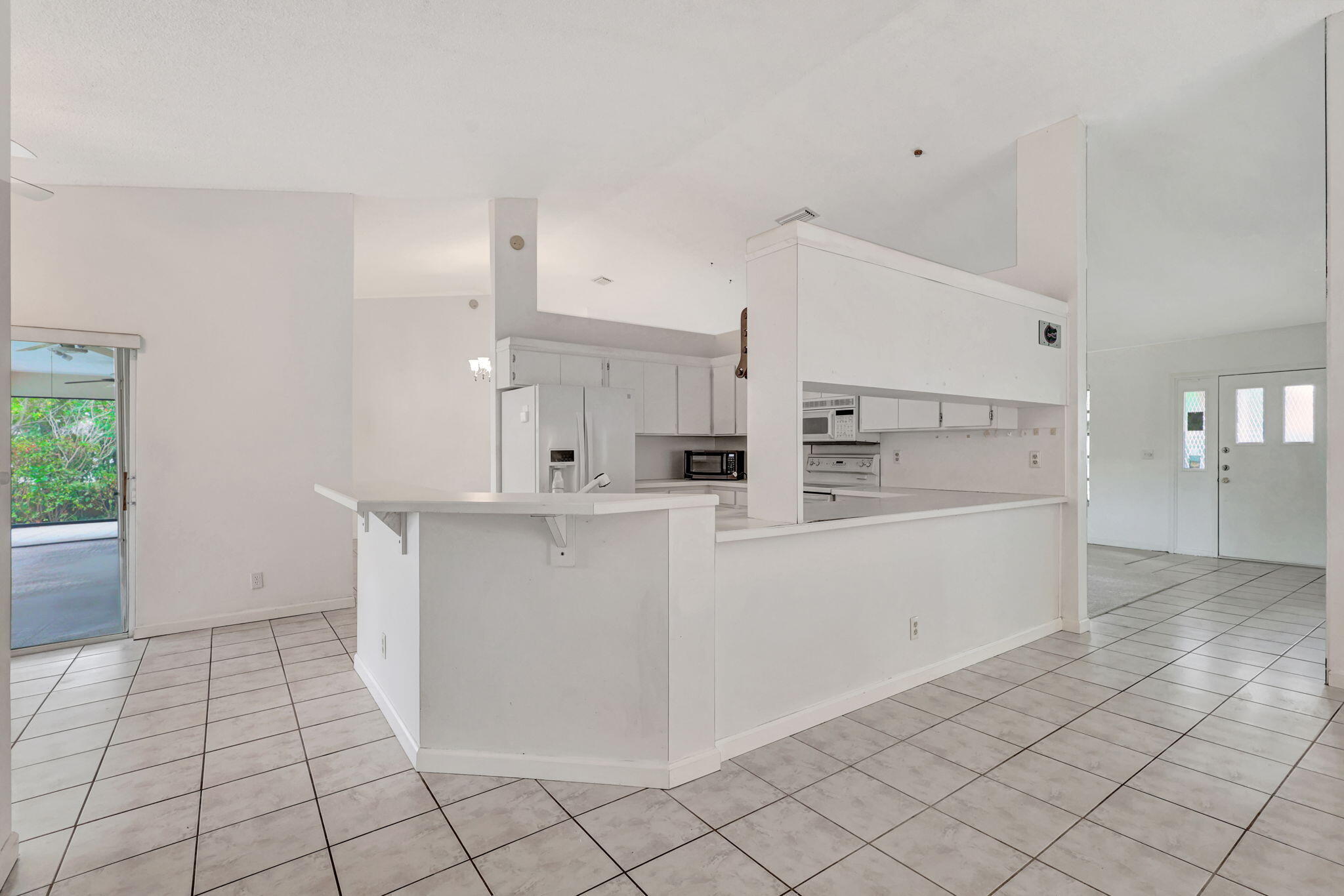 2198 Amesbury Circle