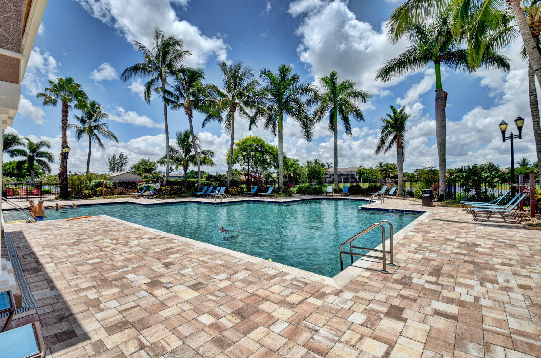 4153 Bluff Harbor Way