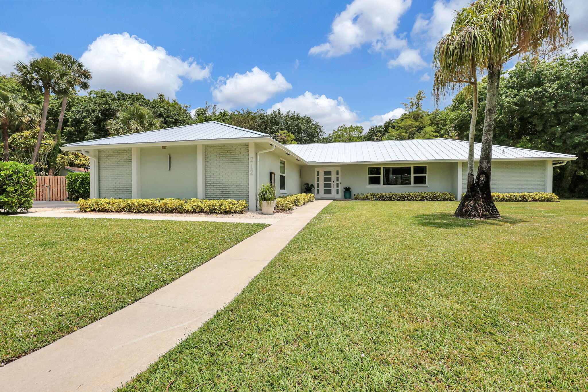 212 Forester Court