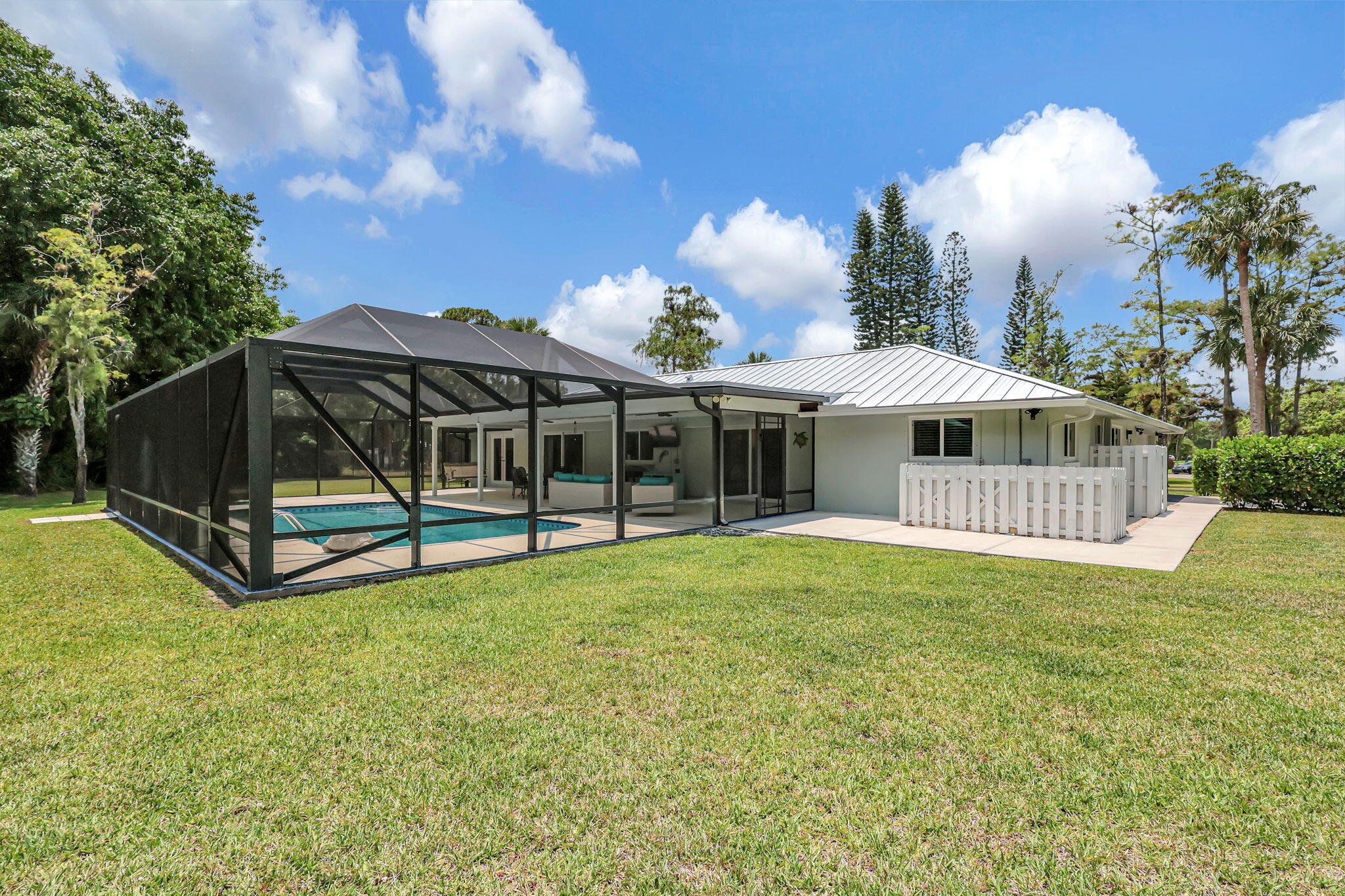 212 Forester Court