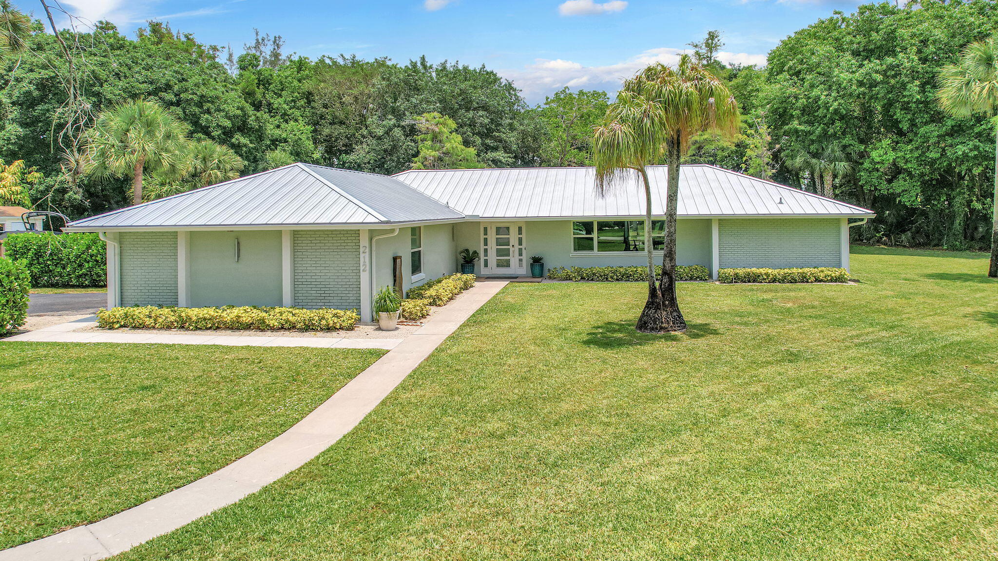 212 Forester Court