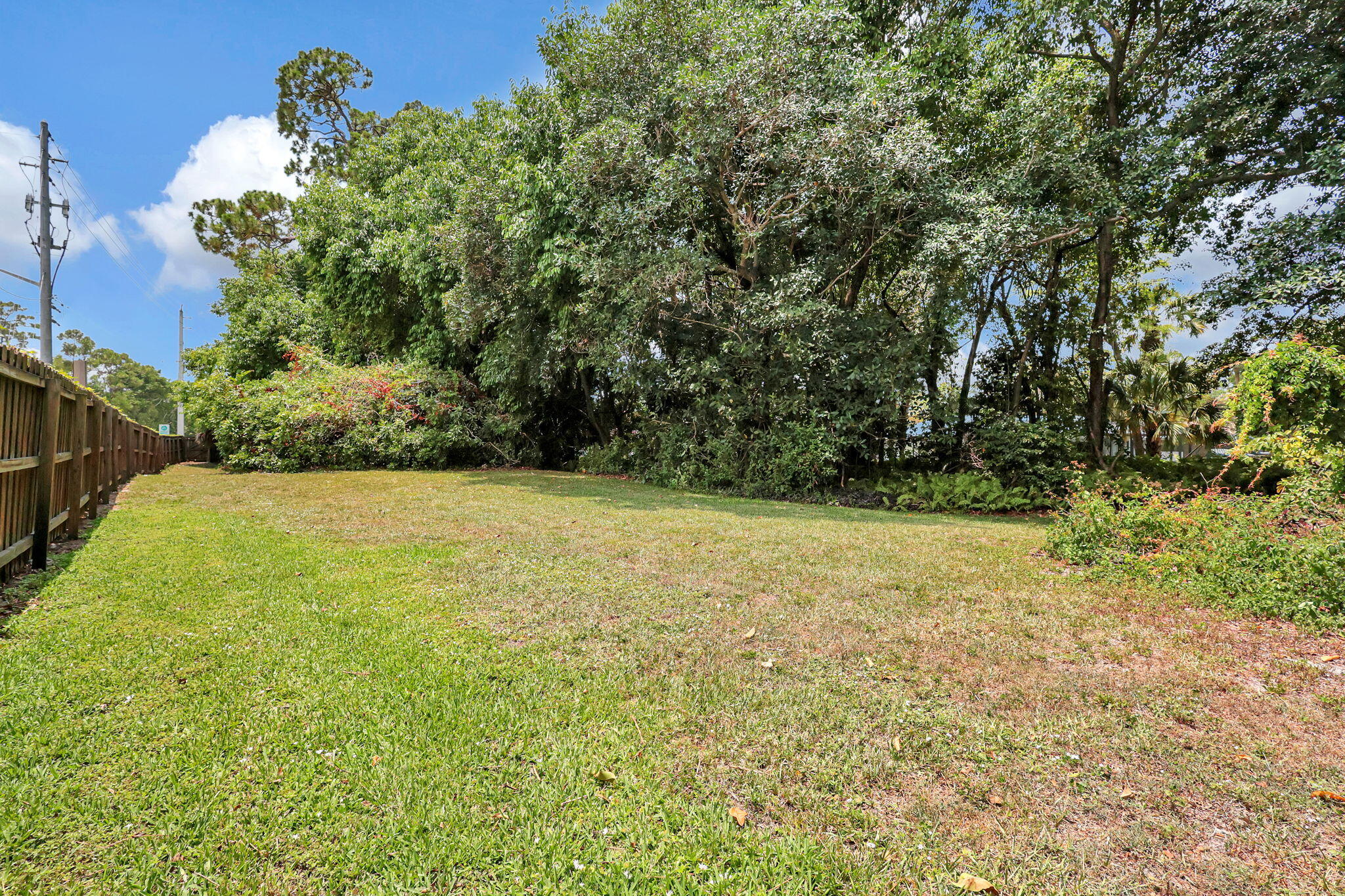 212 Forester Court
