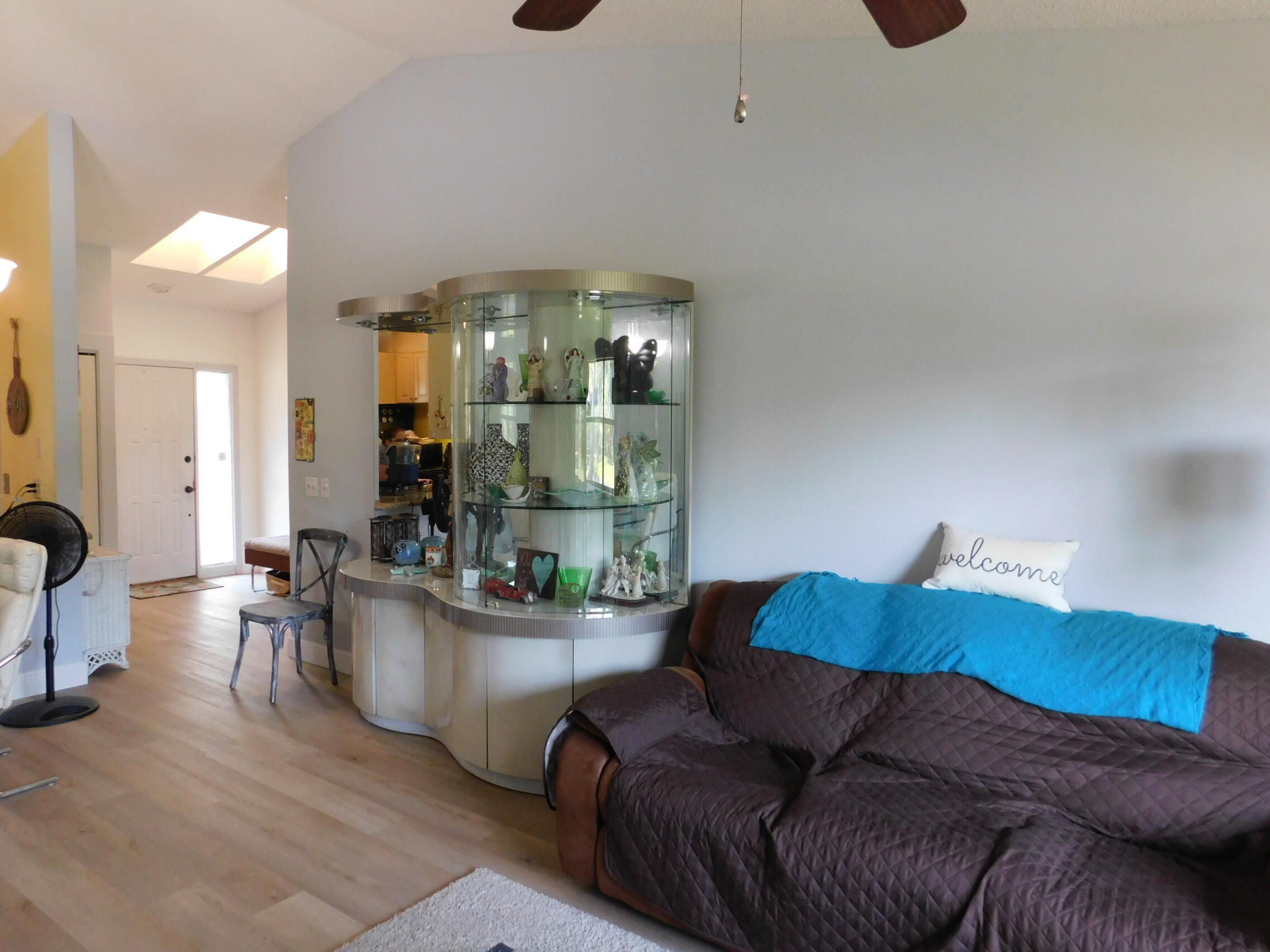 454 Knollwood Court