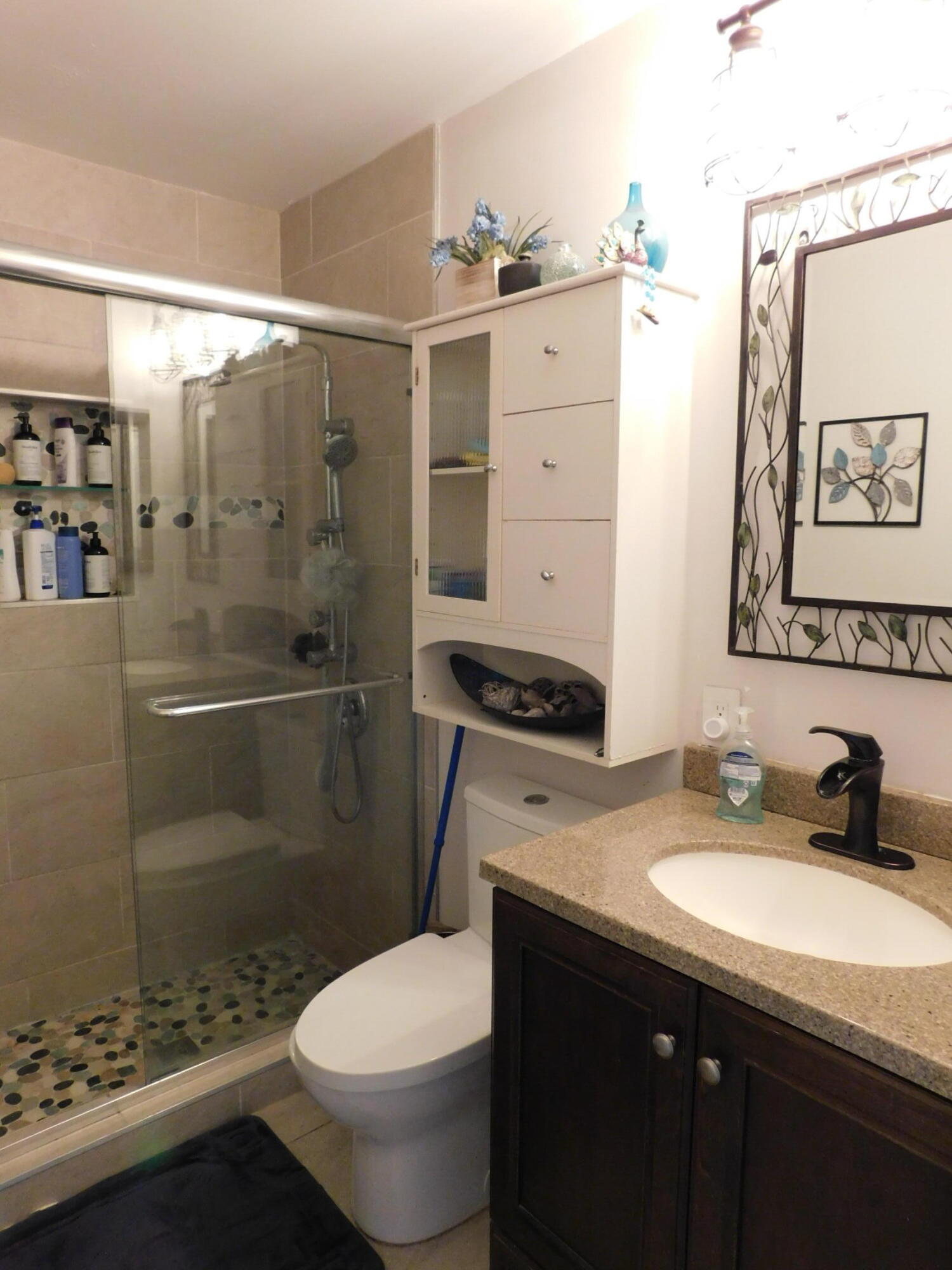 454 Knollwood Court