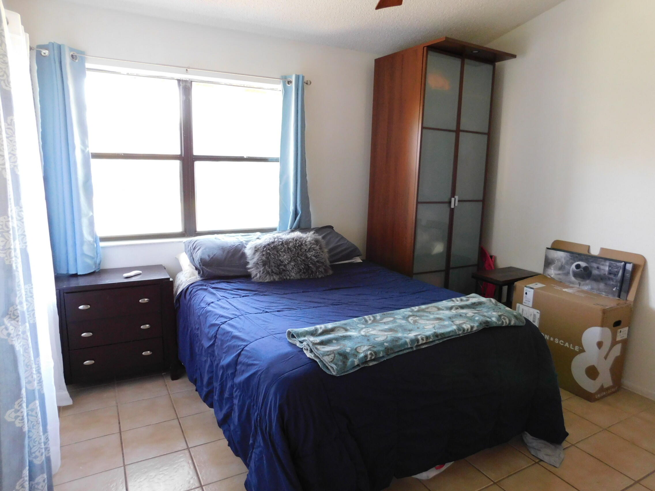 454 Knollwood Court