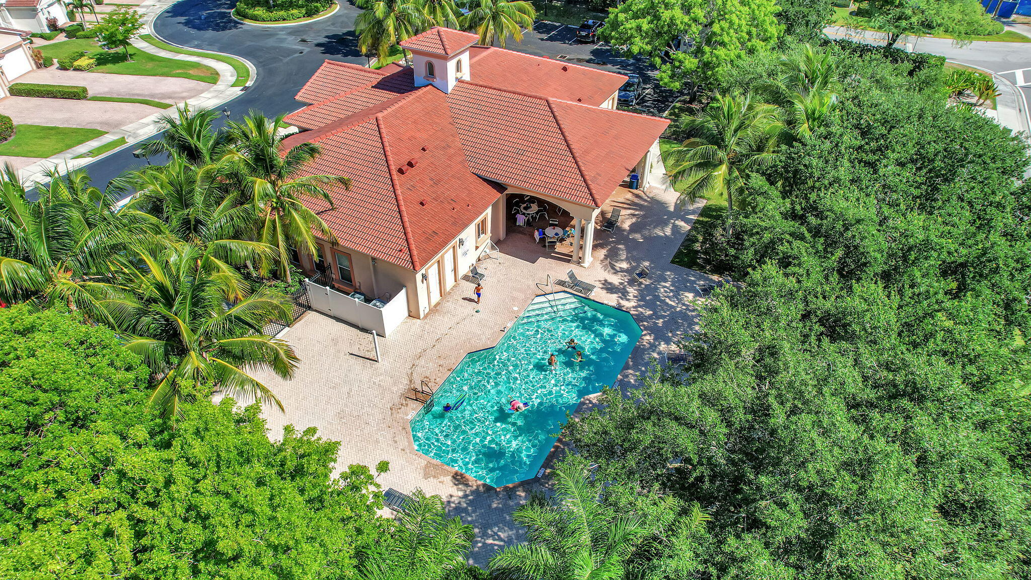 2136 Wingate Bend