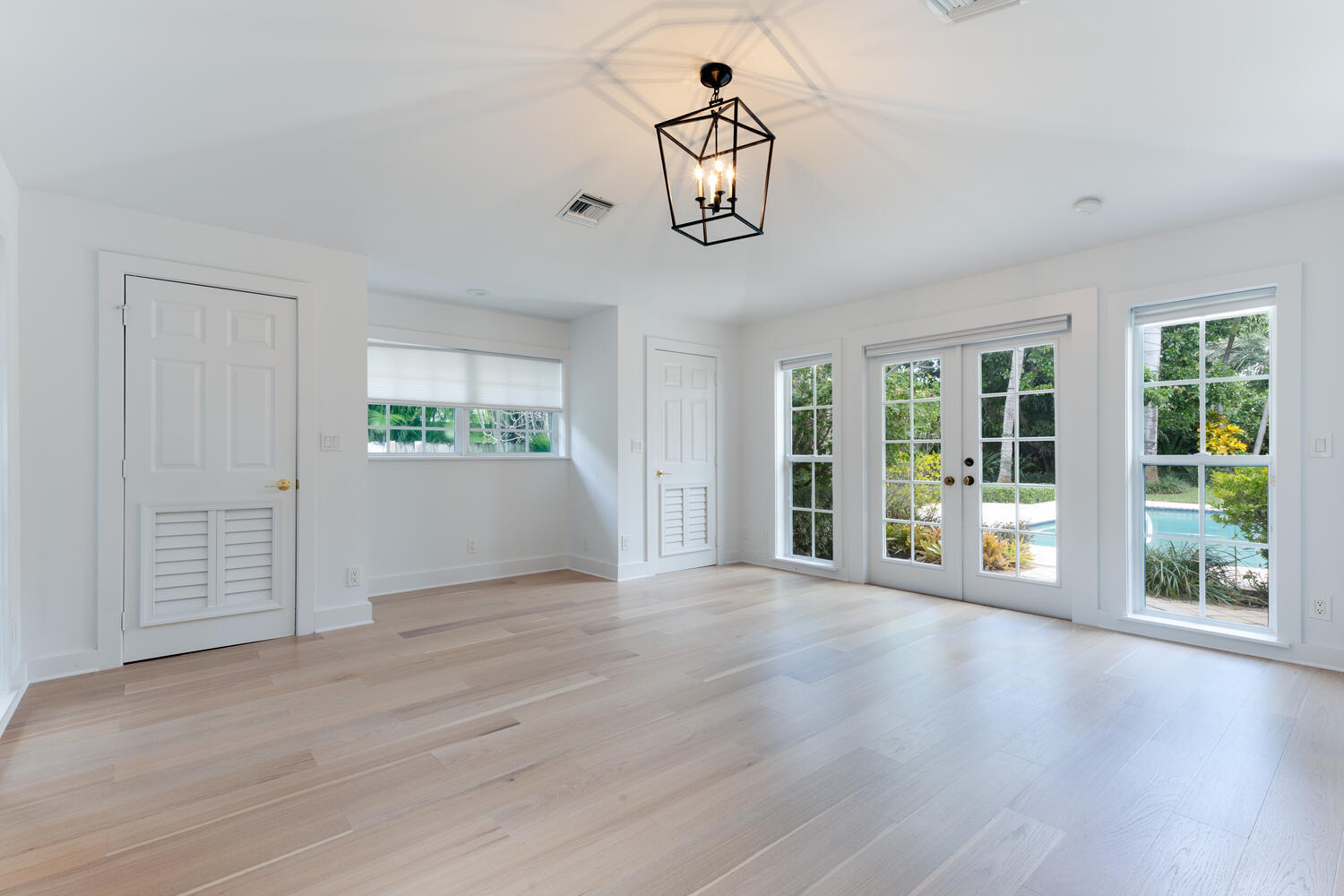 257 Essex Lane