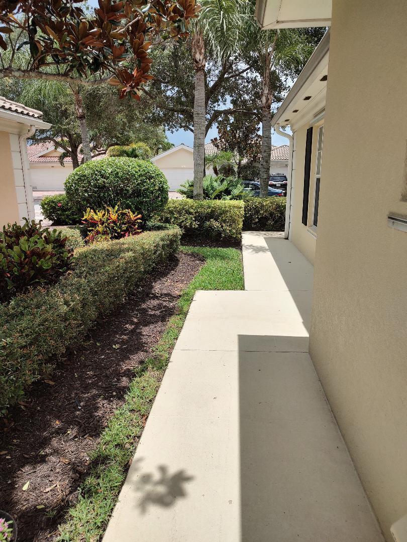 8189 St Johns Court