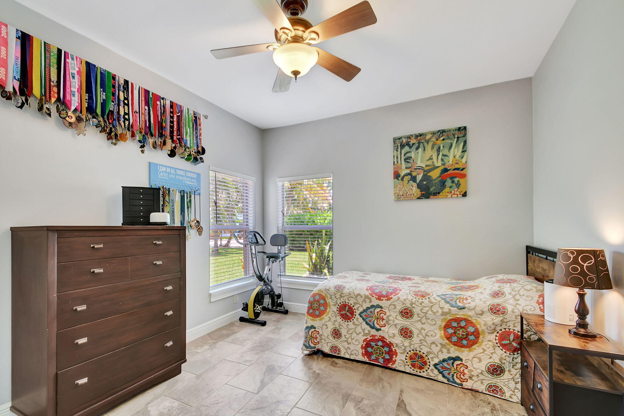 609 Avenida Hermosa