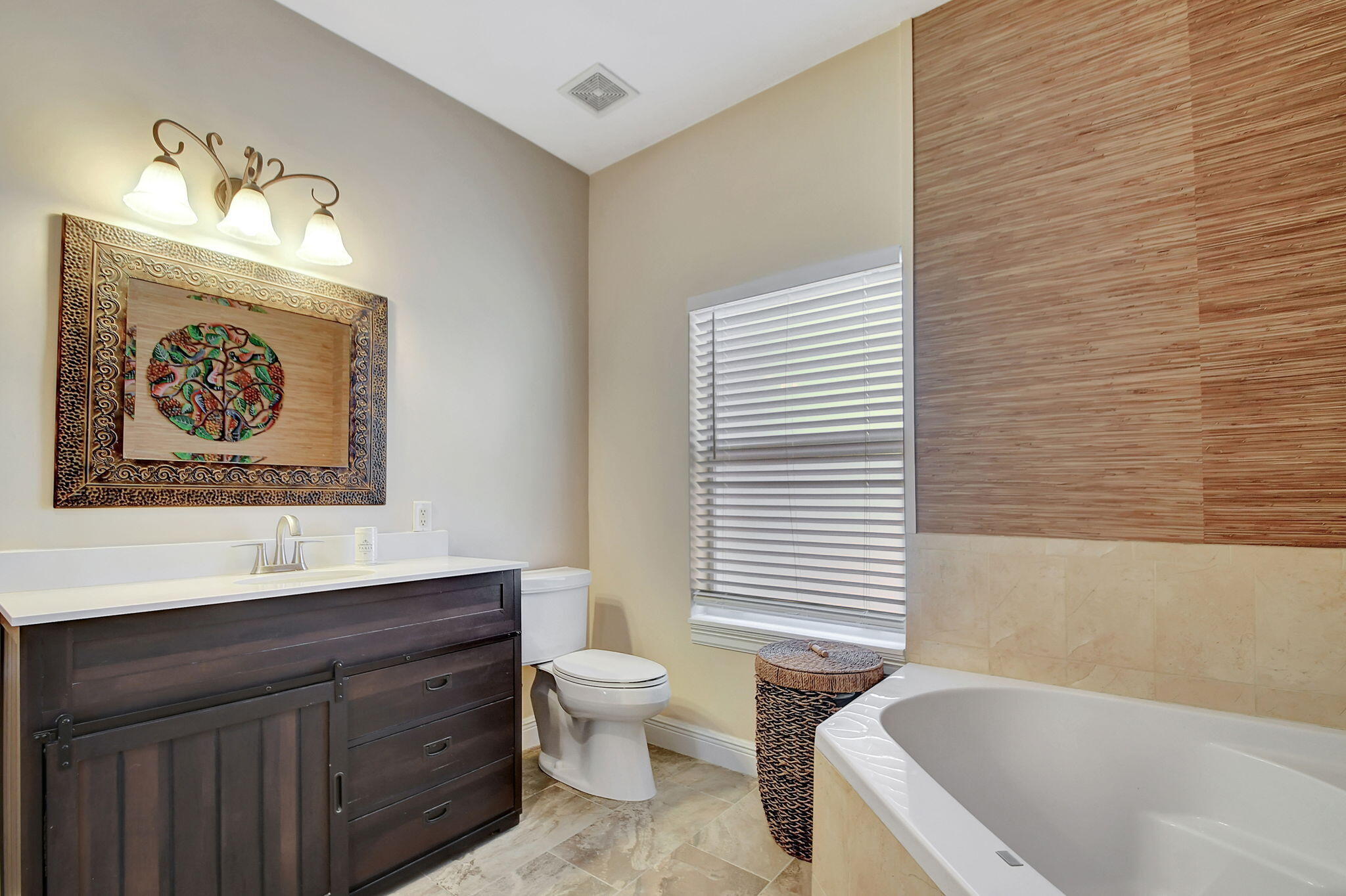 609 Avenida Hermosa