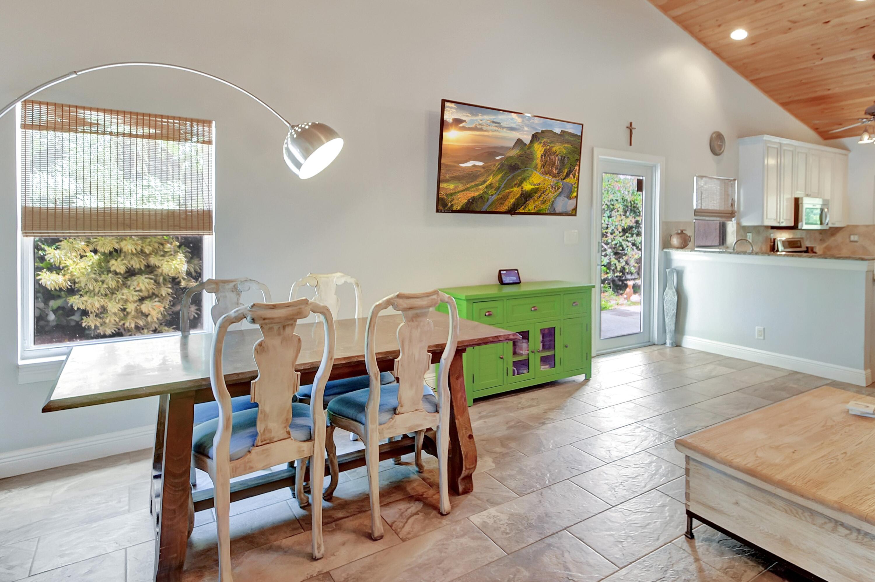 609 Avenida Hermosa