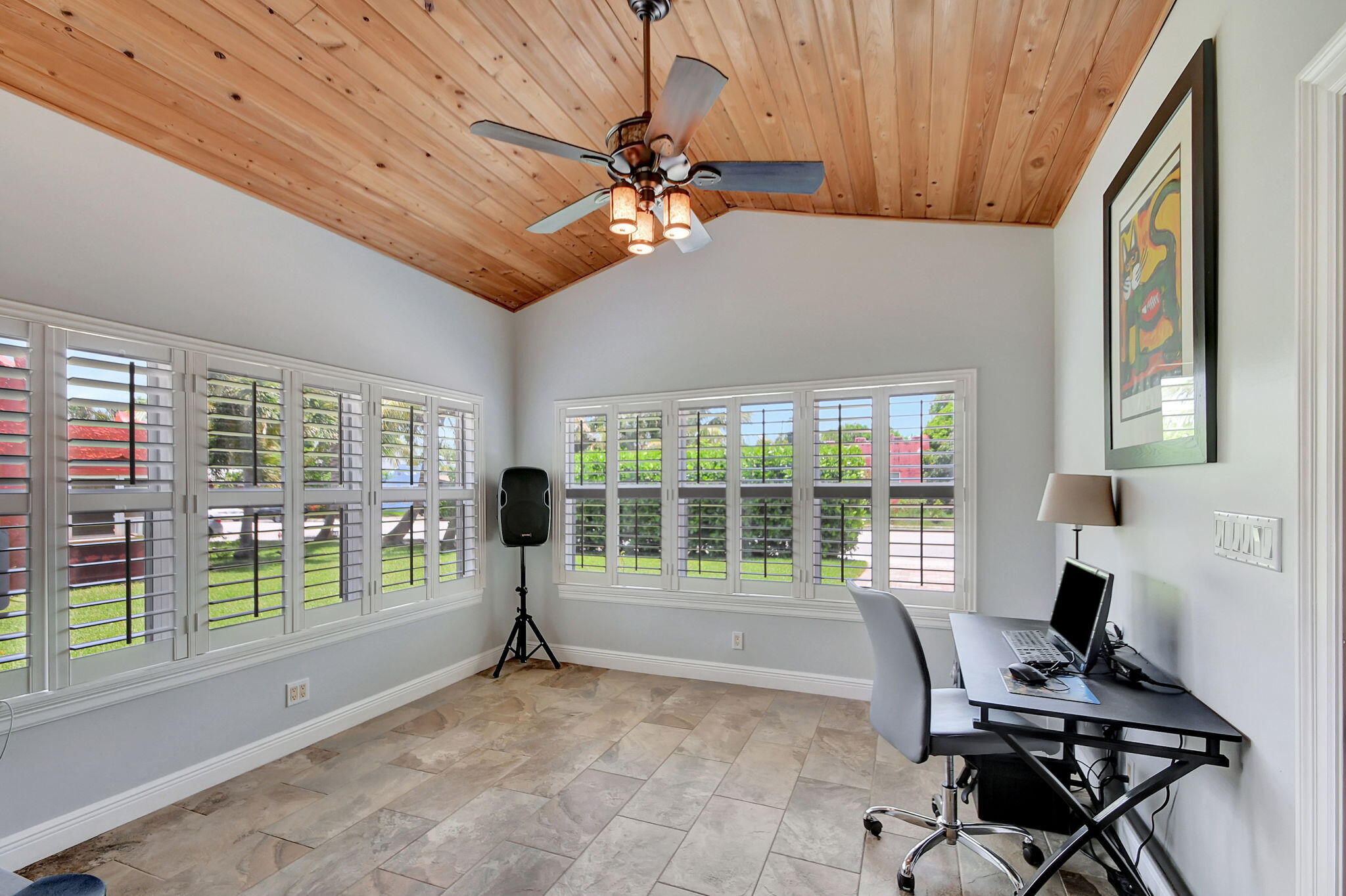 609 Avenida Hermosa