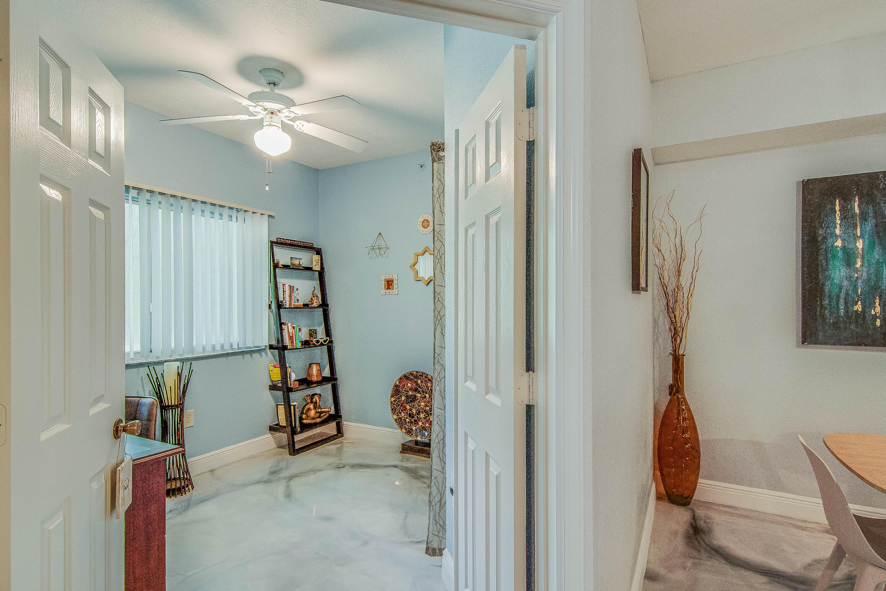 360 Crestwood Circle 202