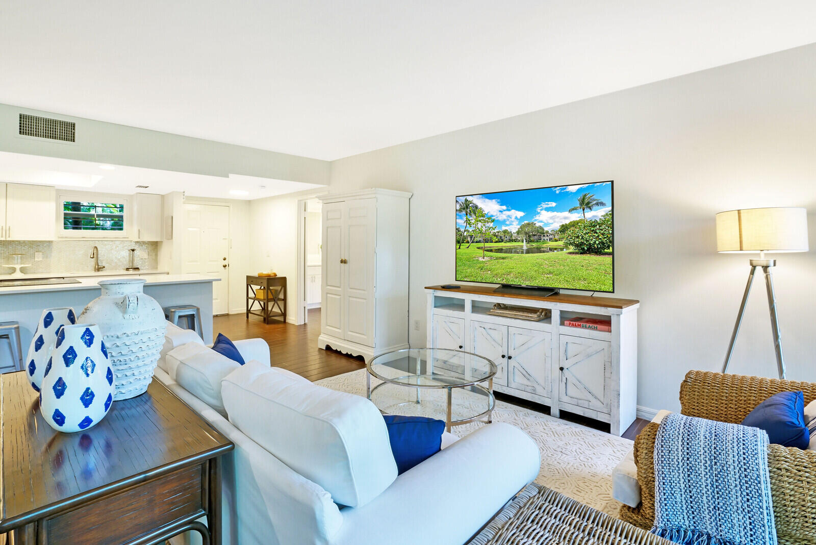 11863 Wimbledon Circle 422
