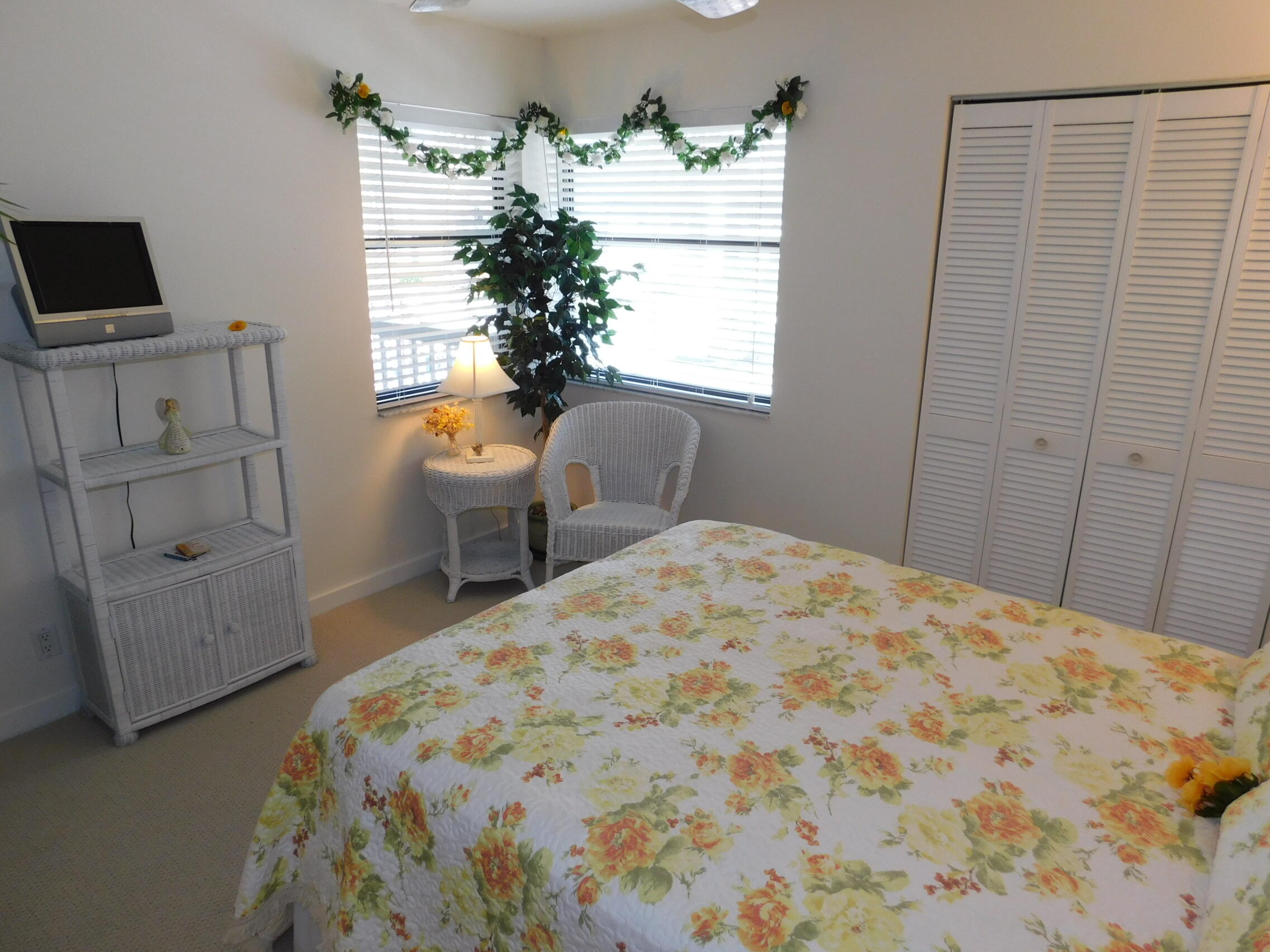 7674 Tahiti Lane 203