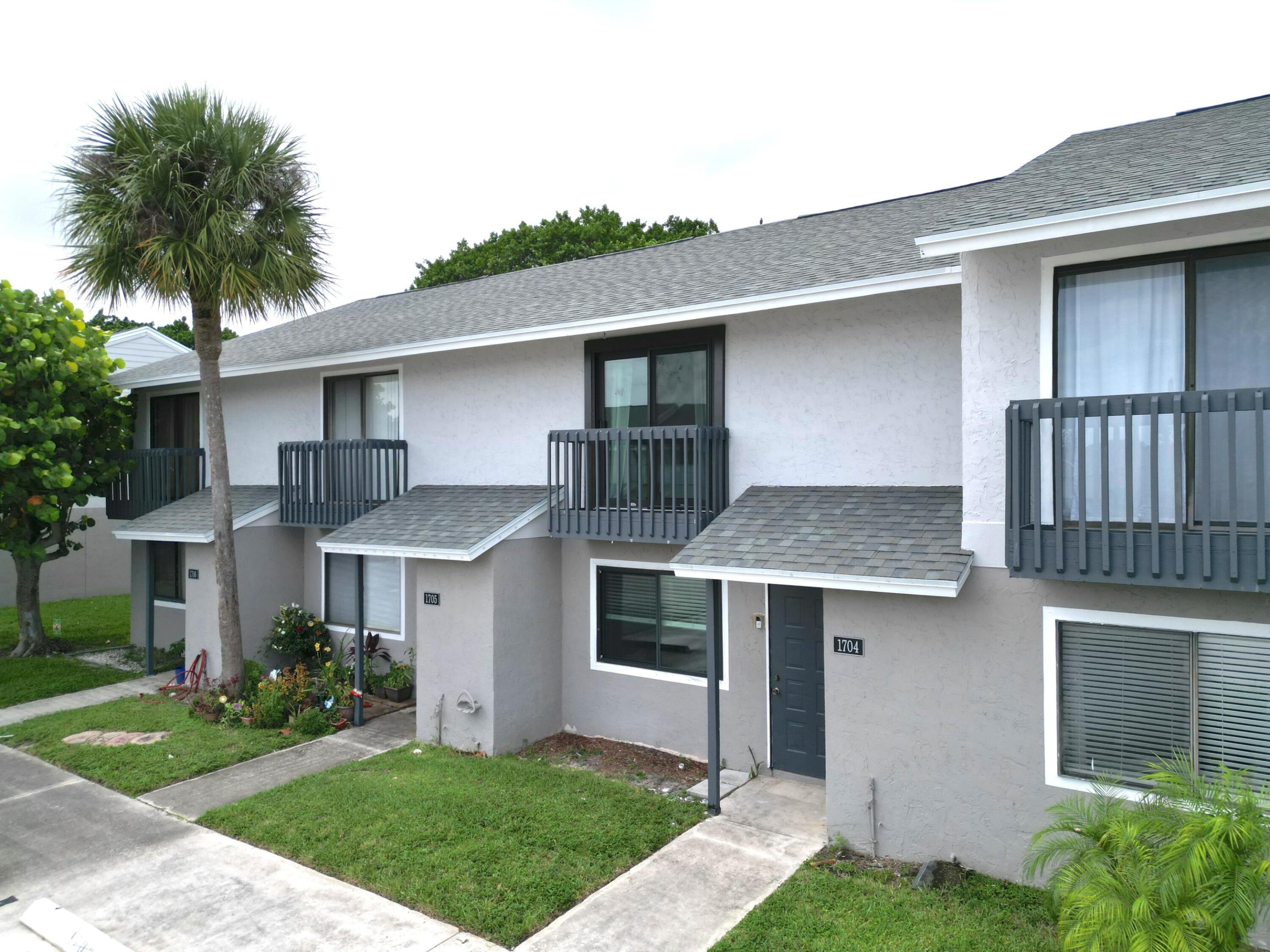 1704 Wharf Lane