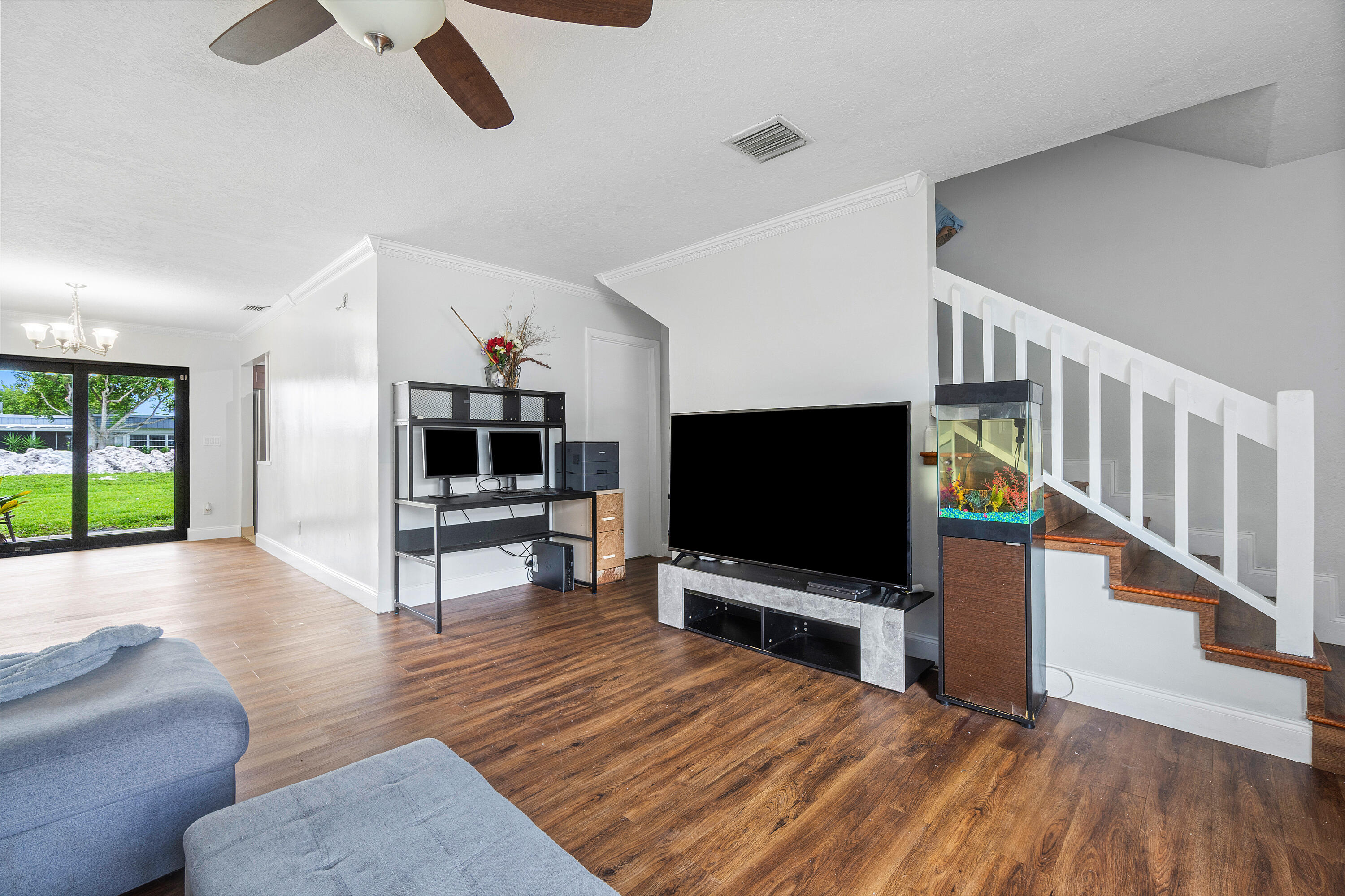 1704 Wharf Lane