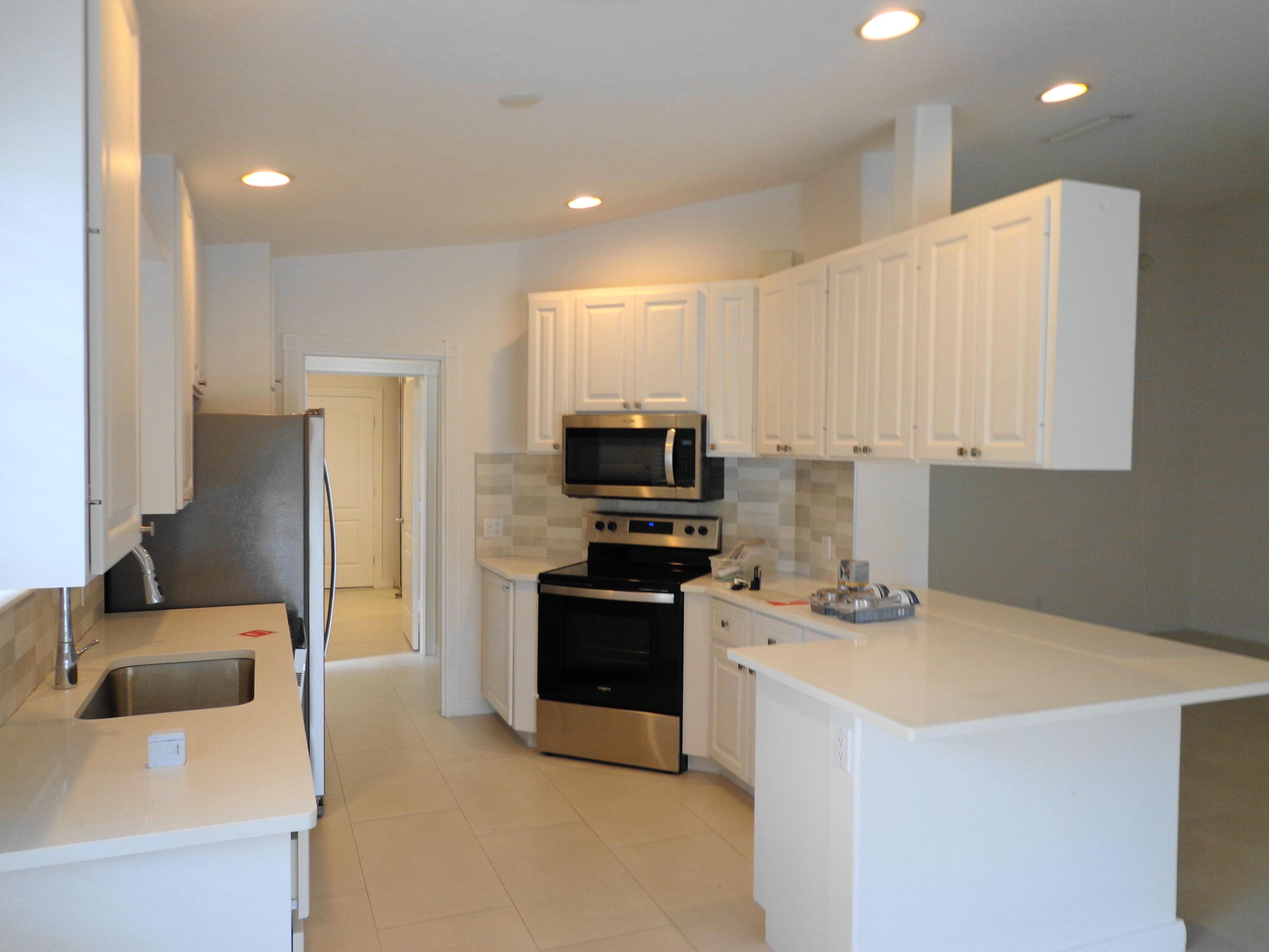 8319 Eleuthera Lane
