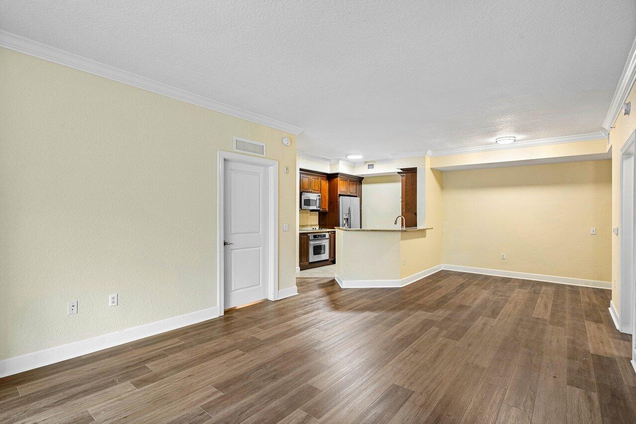 4304 Renaissance Way