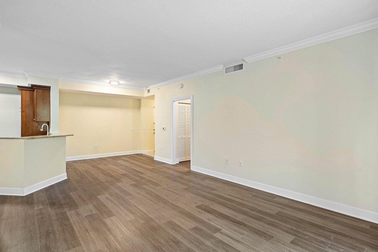 4304 Renaissance Way