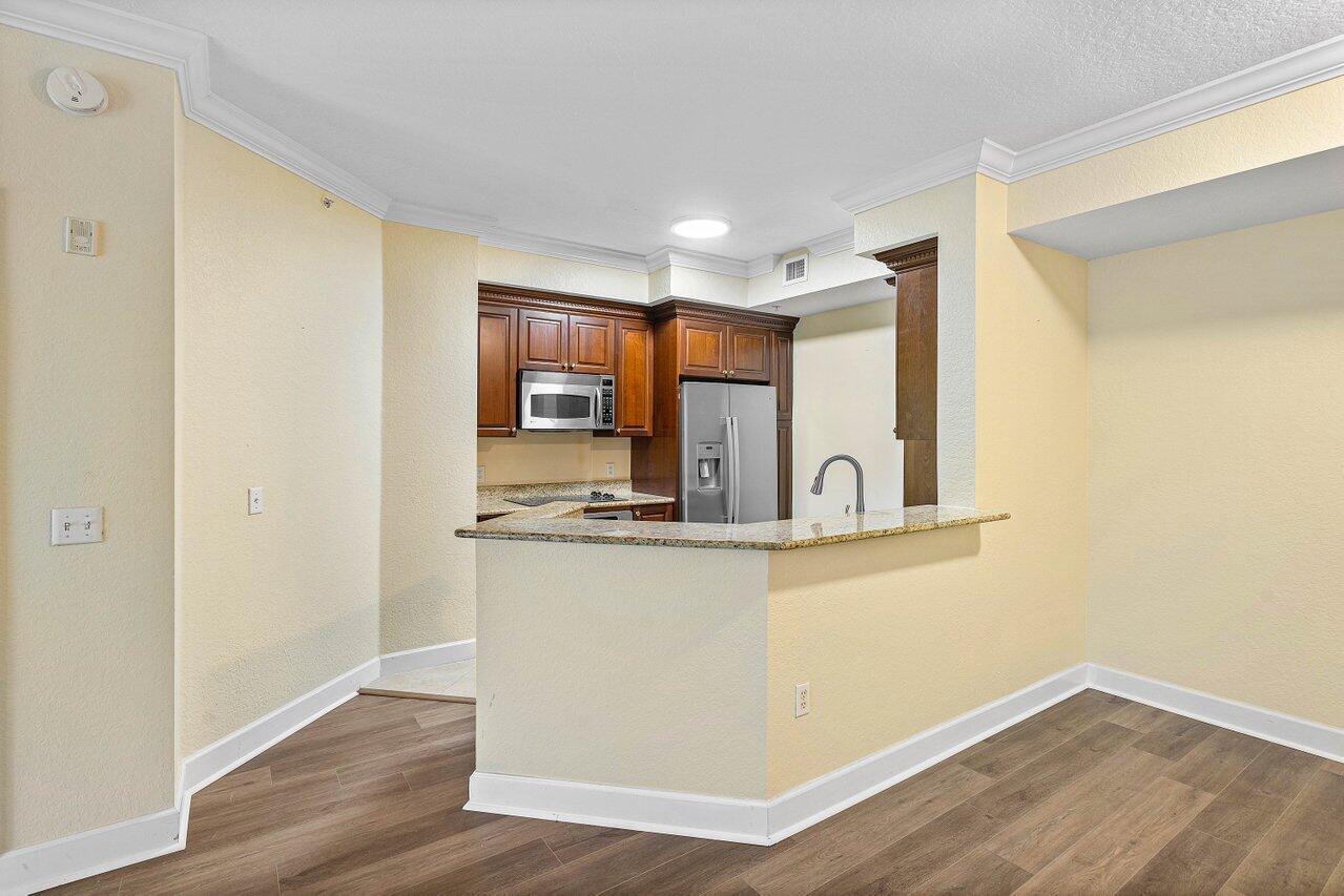 4304 Renaissance Way
