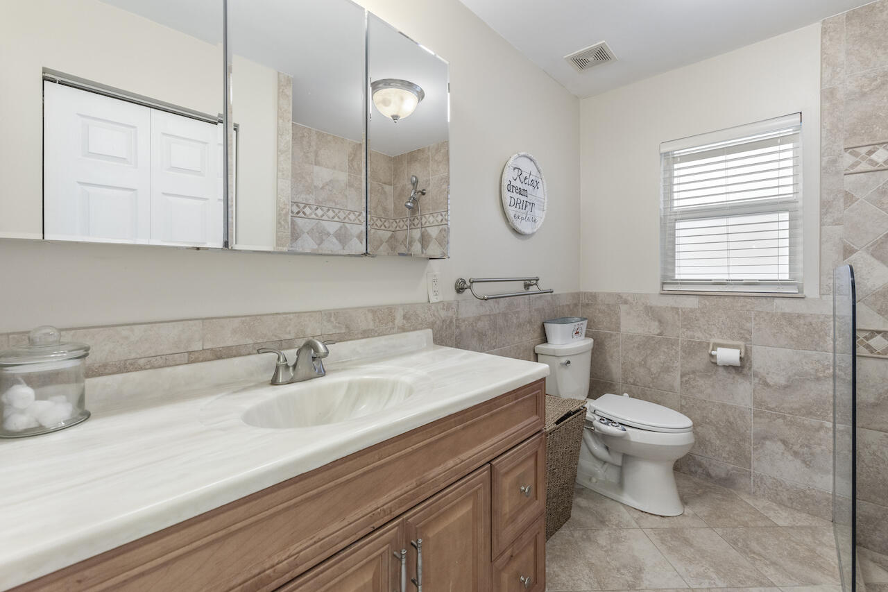 1145 Hickory Trail
