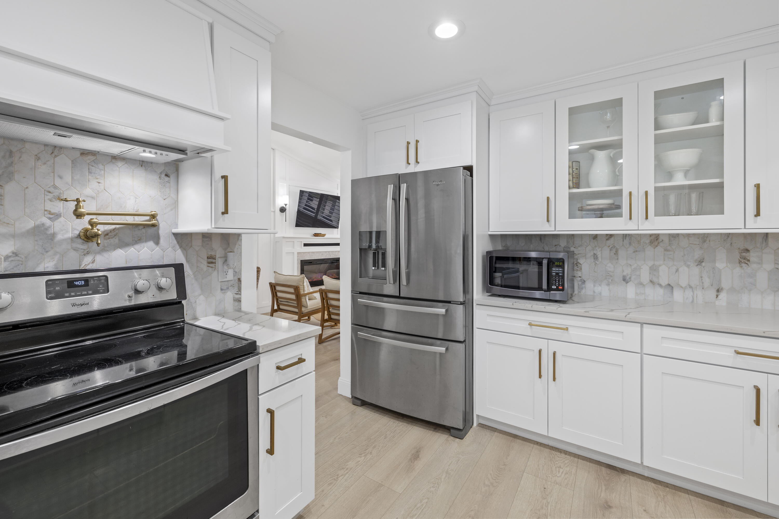 1145 Hickory Trail