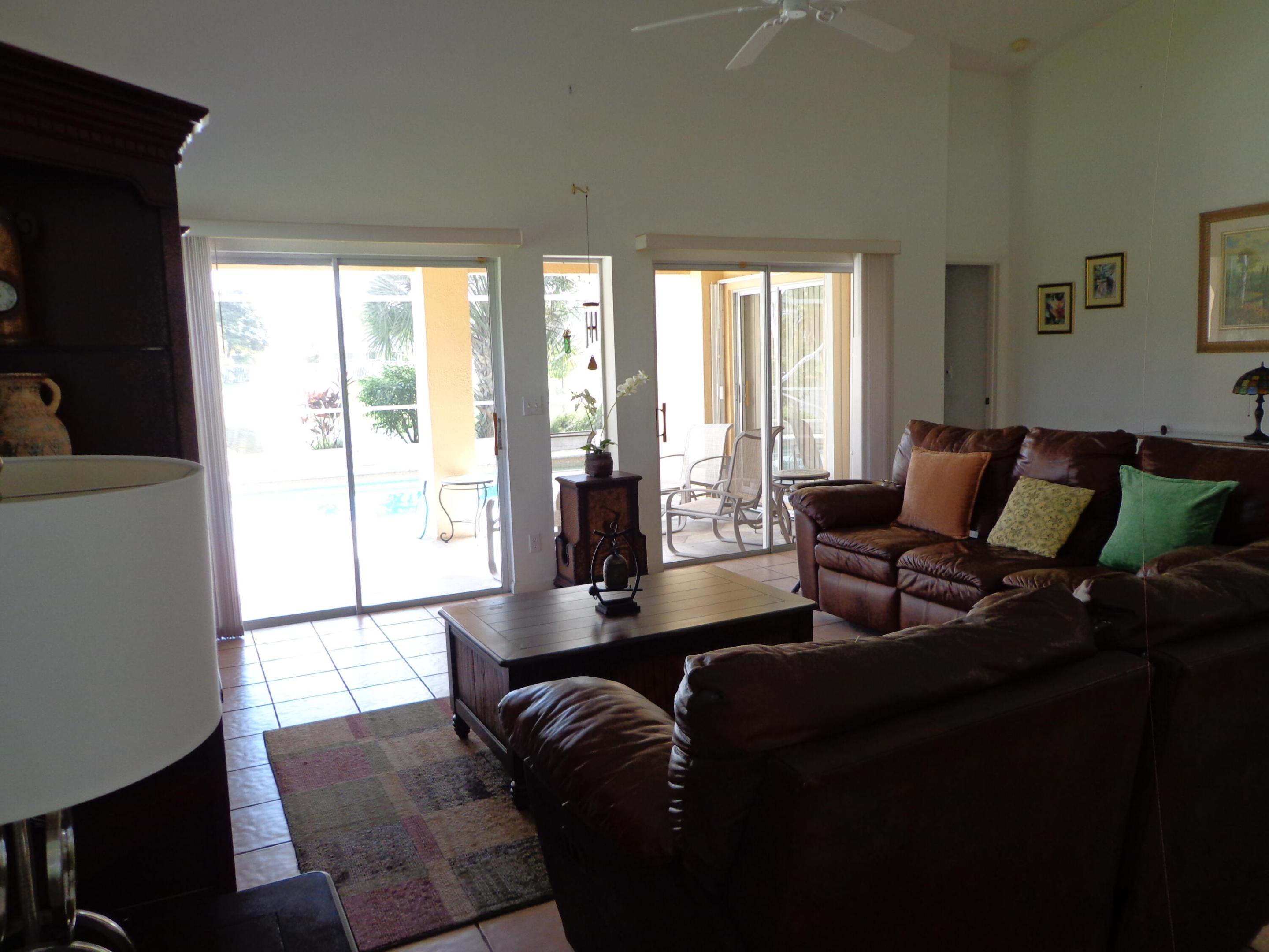 2580 Neaton Court