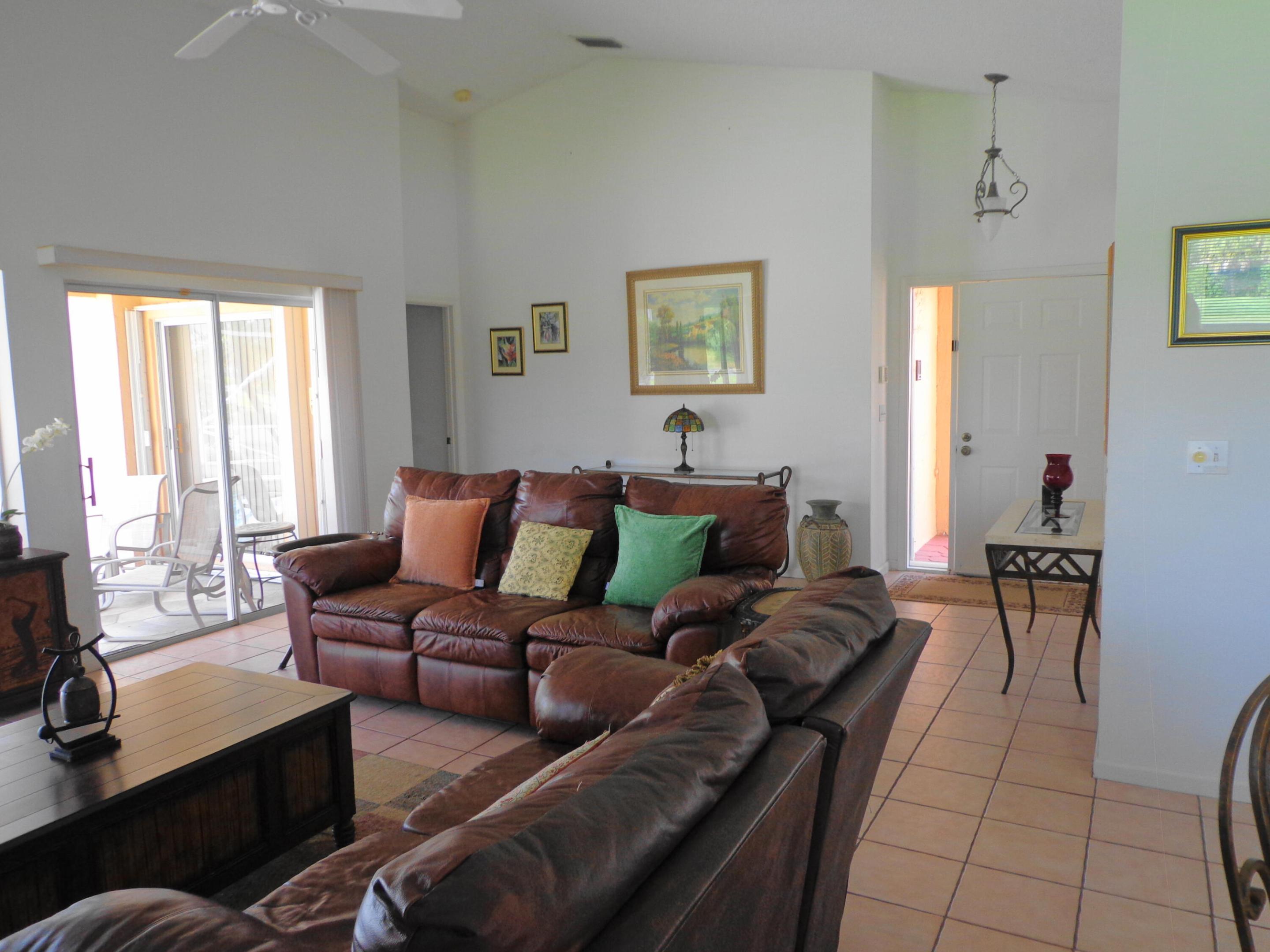 2580 Neaton Court