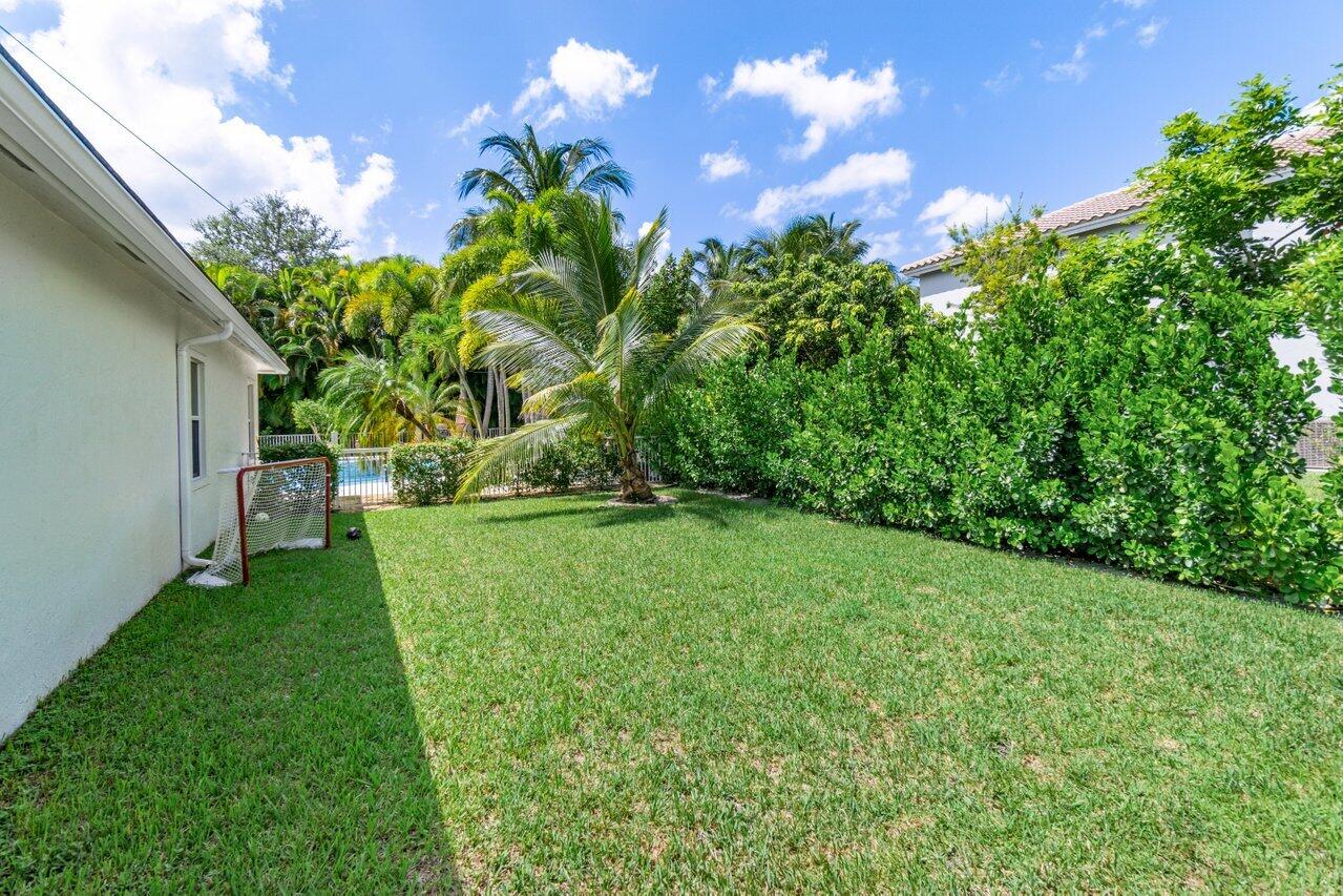 4671 Manderly Drive
